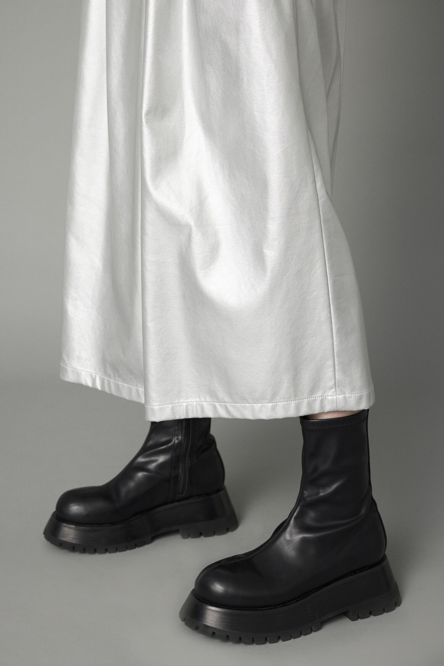 HeRIN.CYE「Leather like long dress」|ワンピース|