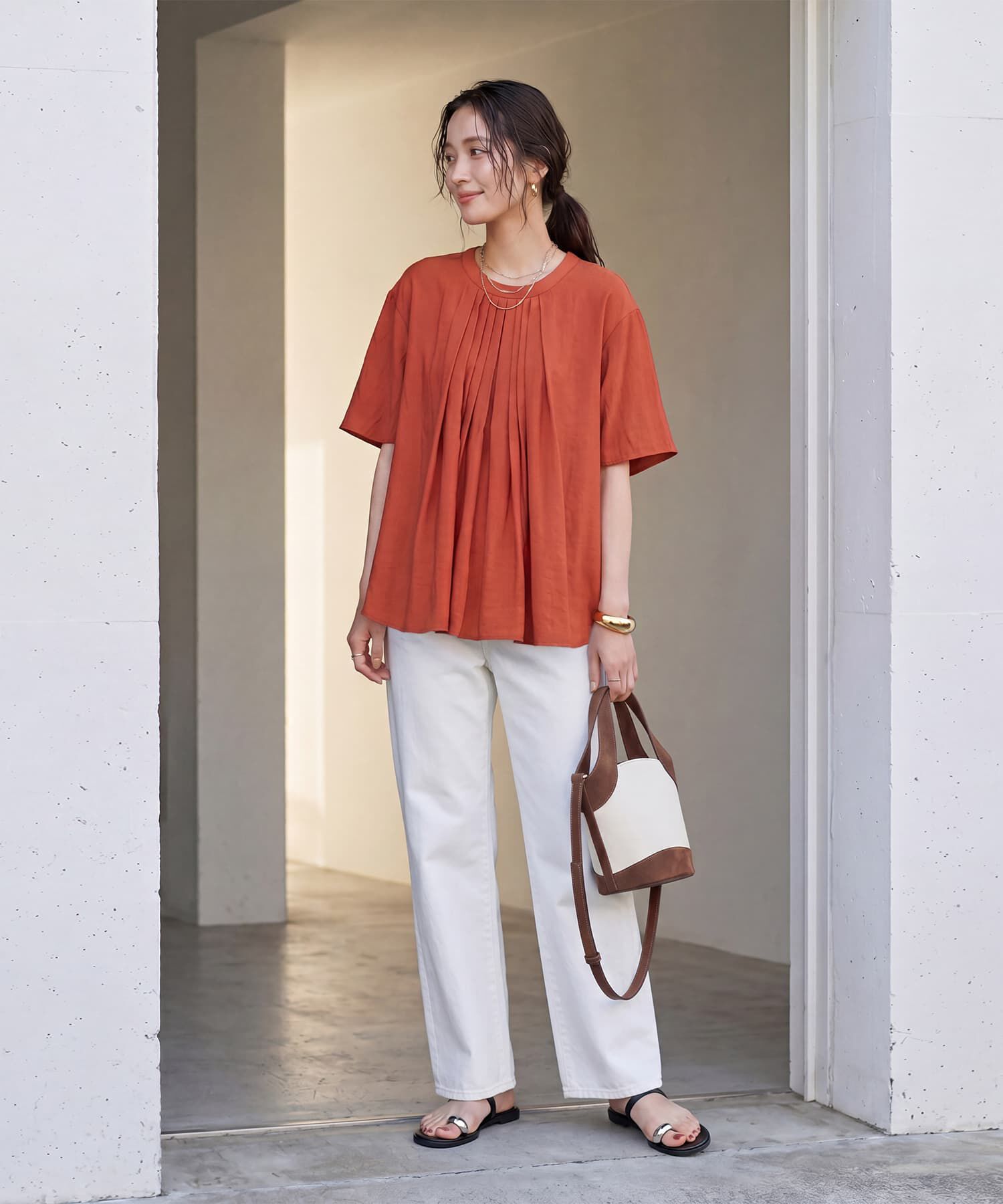 STYLE DELI「【LUXE】シボ生地プリーツタック５分袖ブラウス」|シャツ・ブラウス|