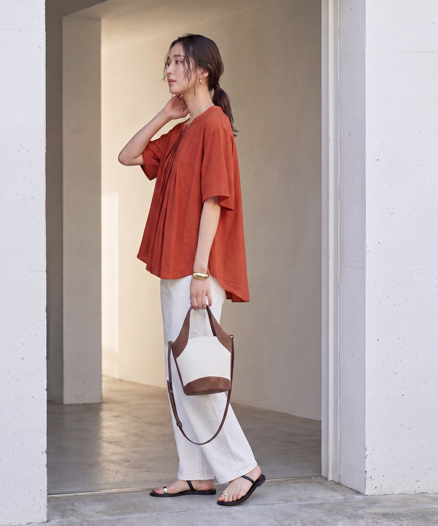STYLE DELI「【LUXE】シボ生地プリーツタック５分袖ブラウス」|シャツ・ブラウス|