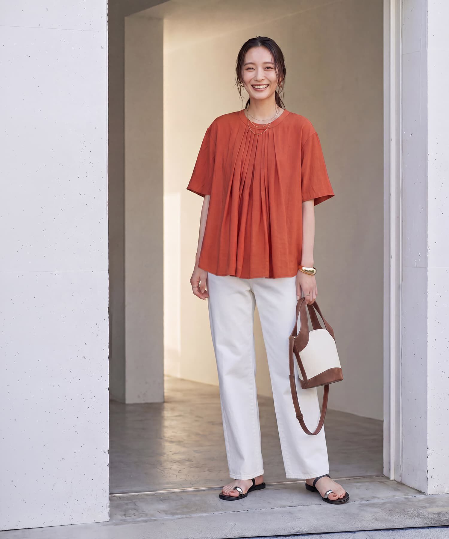 STYLE DELI「【LUXE】シボ生地プリーツタック５分袖ブラウス」|シャツ・ブラウス|