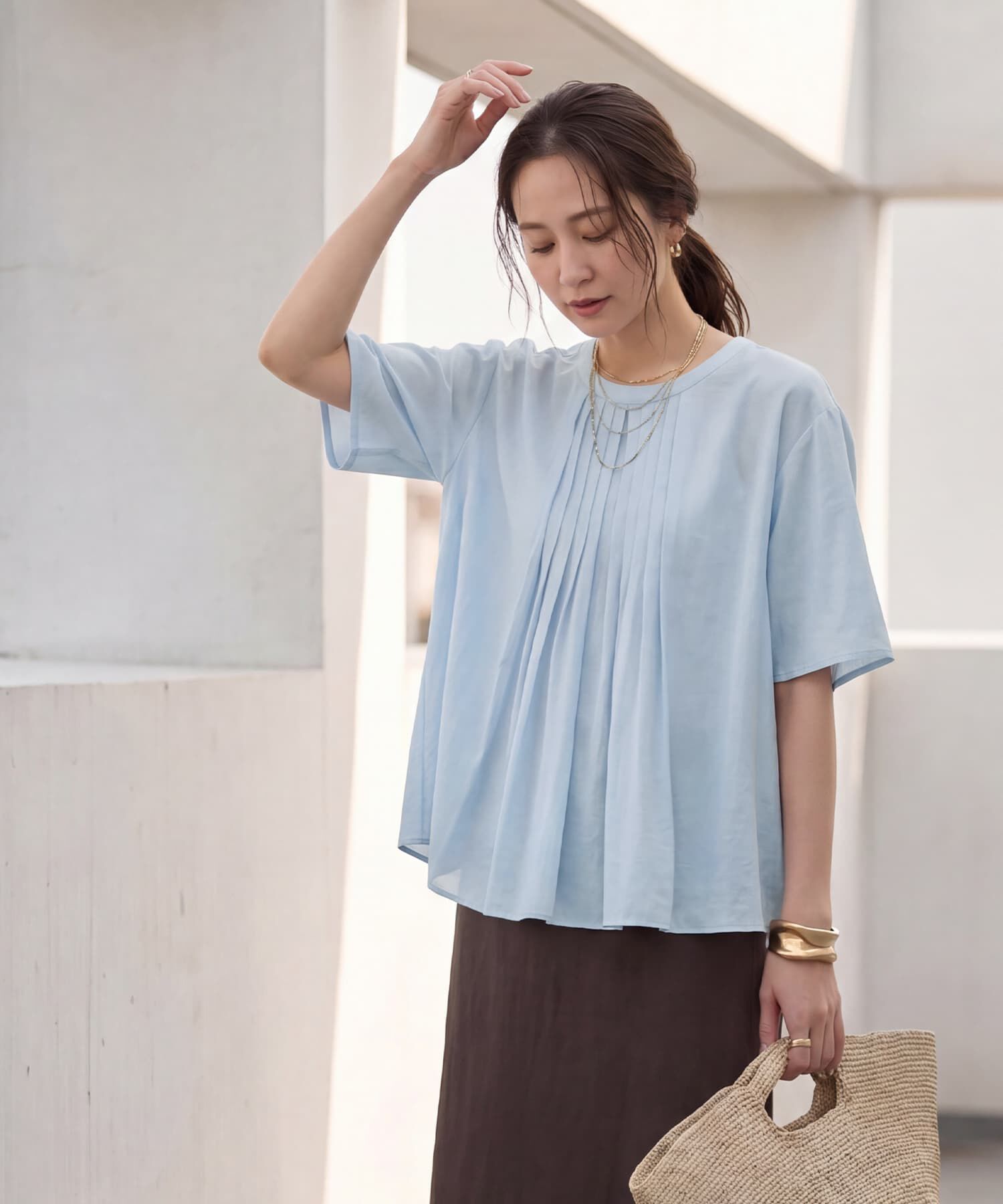 STYLE DELI「【LUXE】シボ生地プリーツタック５分袖ブラウス」|シャツ・ブラウス|