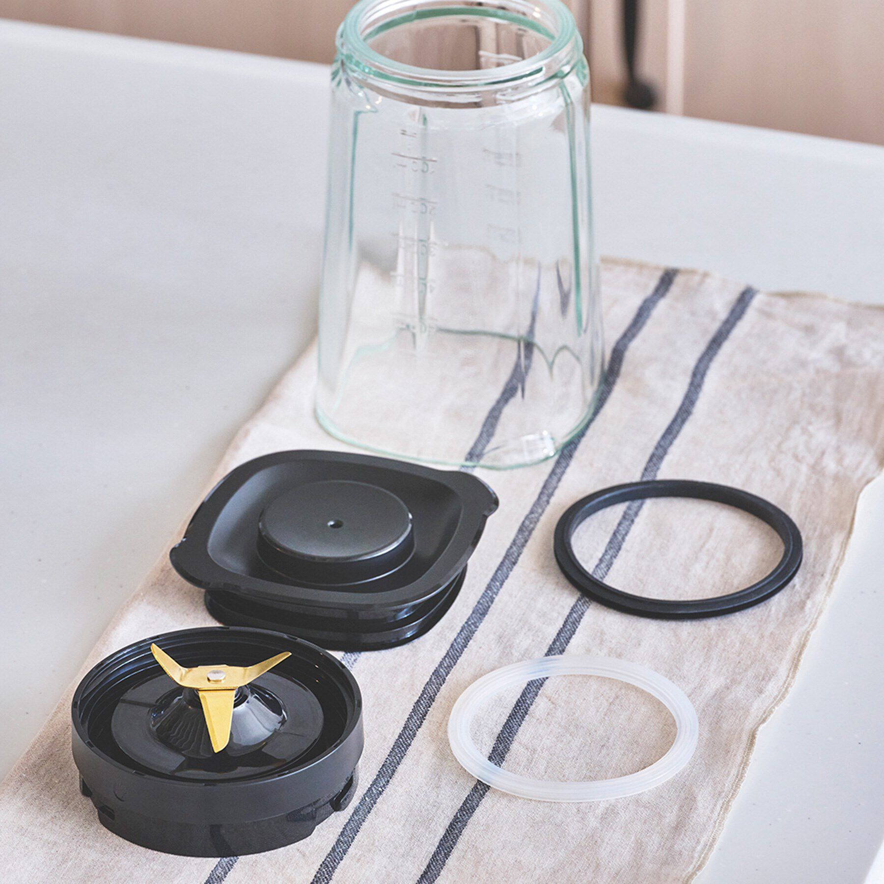 212 KITCHEN STORE「ベーシックブレンダー 2300JP ＜Russell Hobbs ラッセルホブス＞」|食器・キッチングッズ|