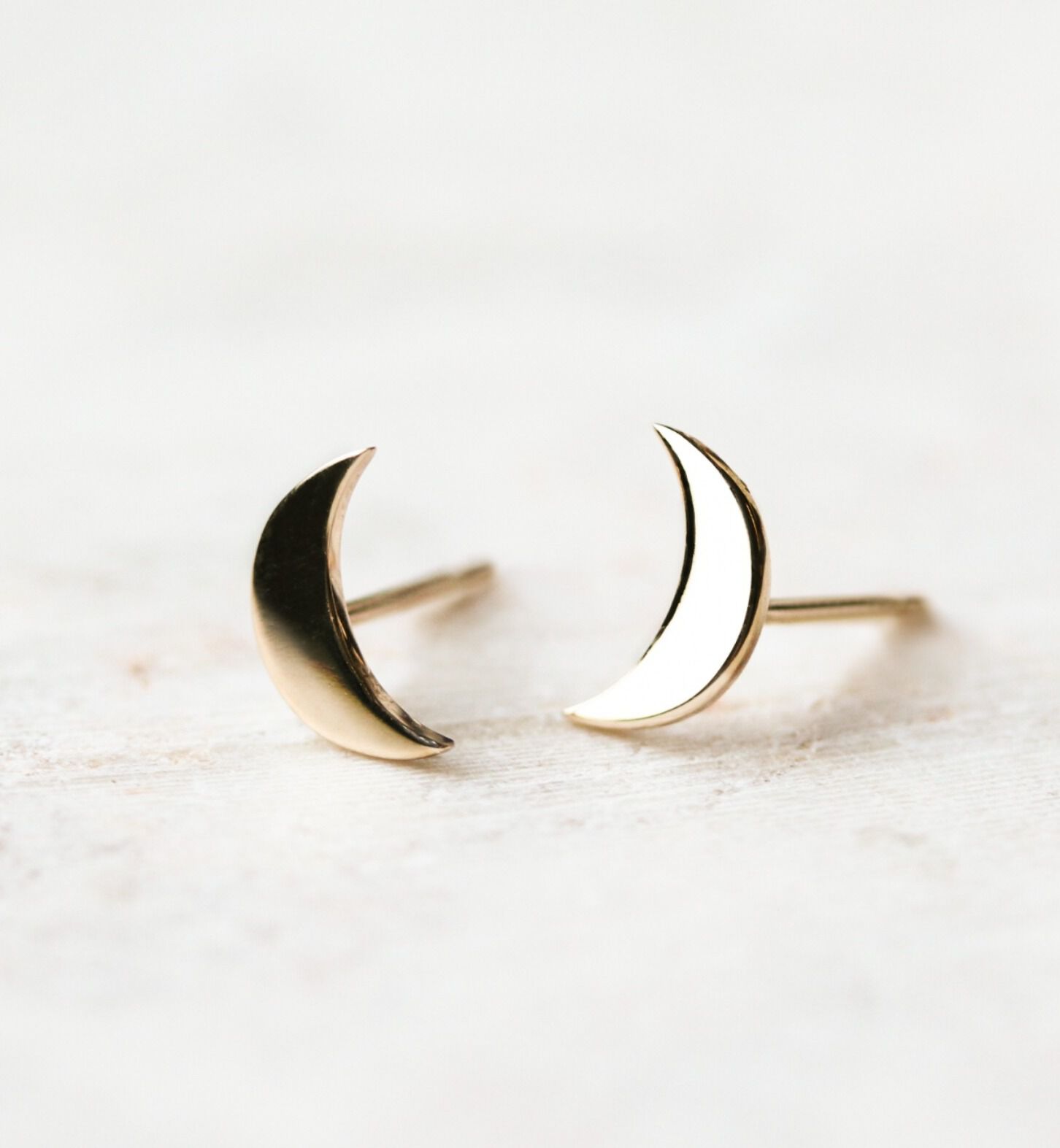  「ゴールド ムーン ピアス | K10YG」|ピアス|