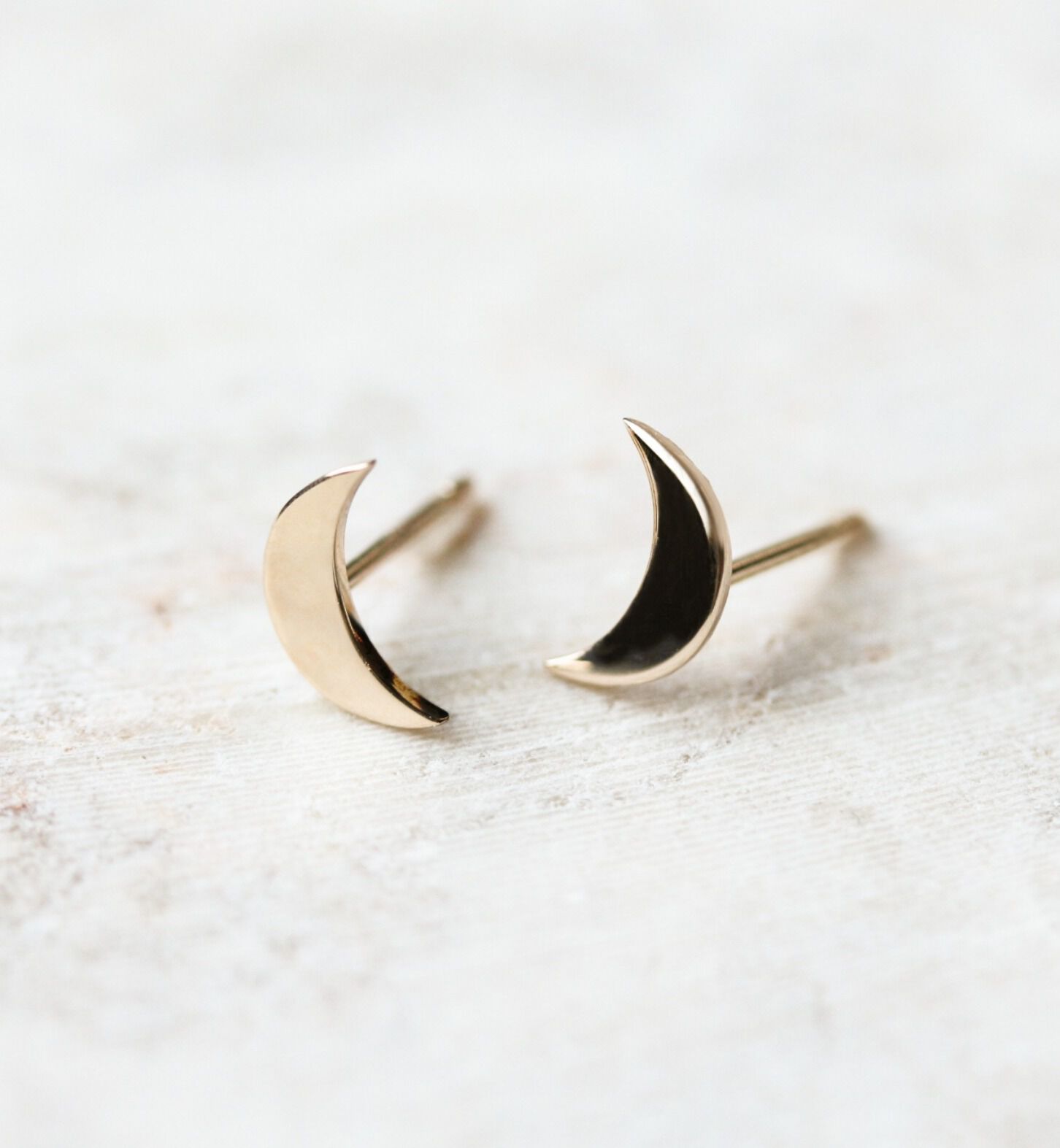  「ゴールド ムーン ピアス | K10YG」|ピアス|