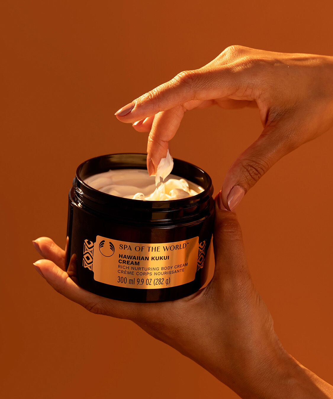 THE BODY SHOP「スパオブザワールド ハワイアン ククイ ボディクリーム 300mL」|ボディ保湿|