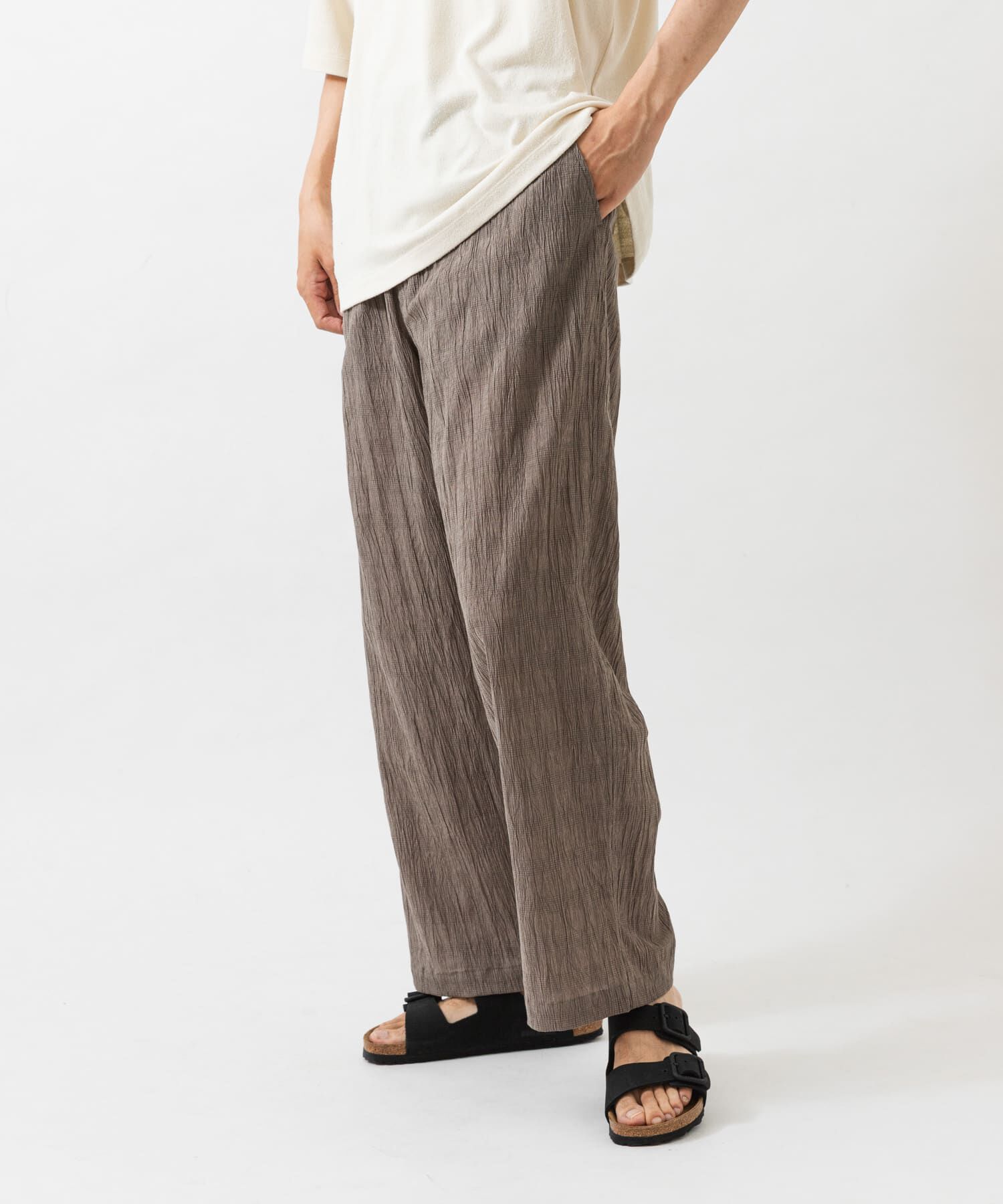 URBAN RESEARCH「CRINKLE WIDE EASY PANTS」|その他|モカ