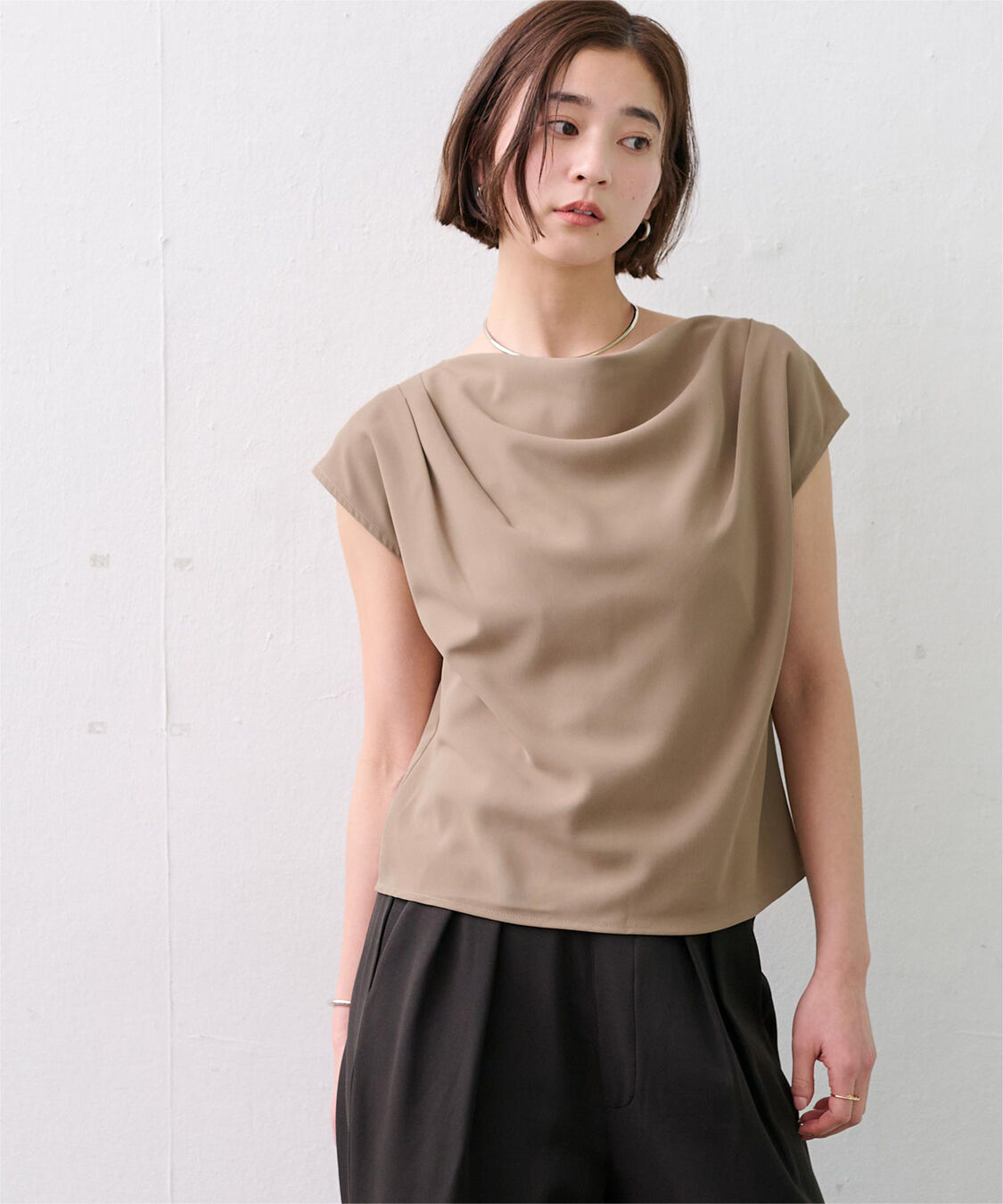 ur's「ショルダータックドレーププルオーバー」|Tシャツ・カットソー|