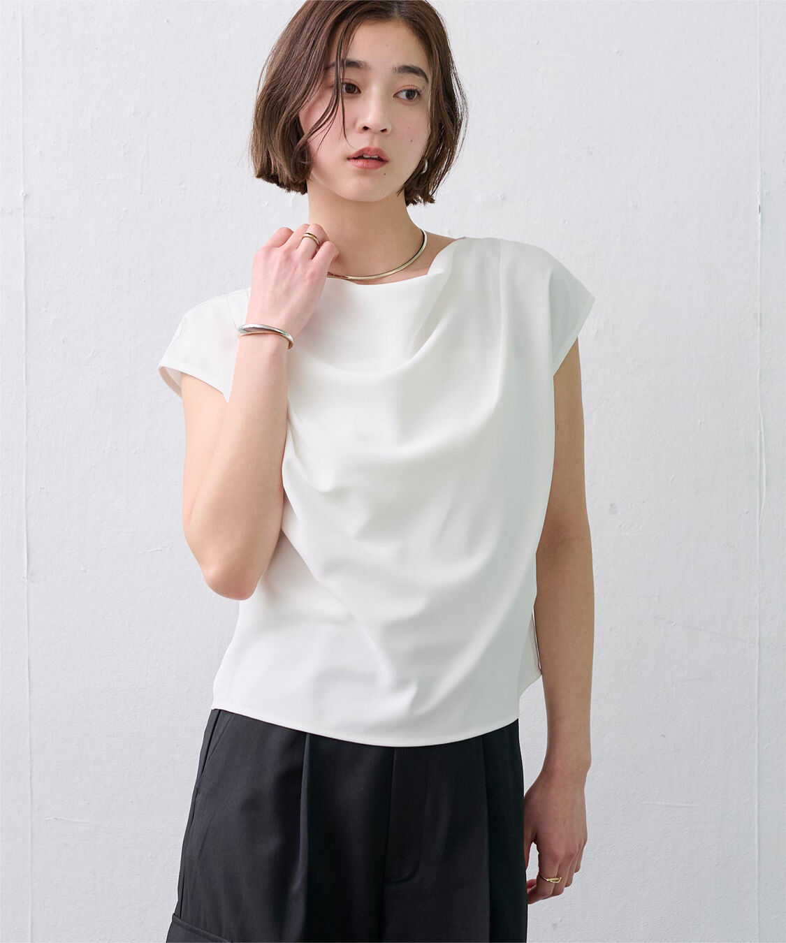 ur's「ショルダータックドレーププルオーバー」|Tシャツ・カットソー|