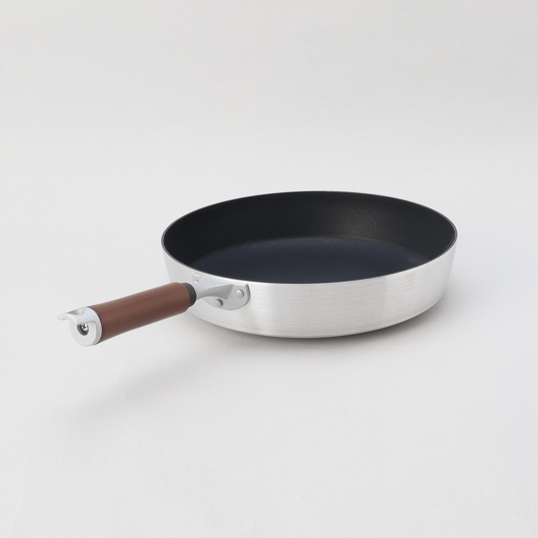 212 KITCHEN STORE「楓雅 fu-ga フライパン30cm」|食器・キッチングッズ|