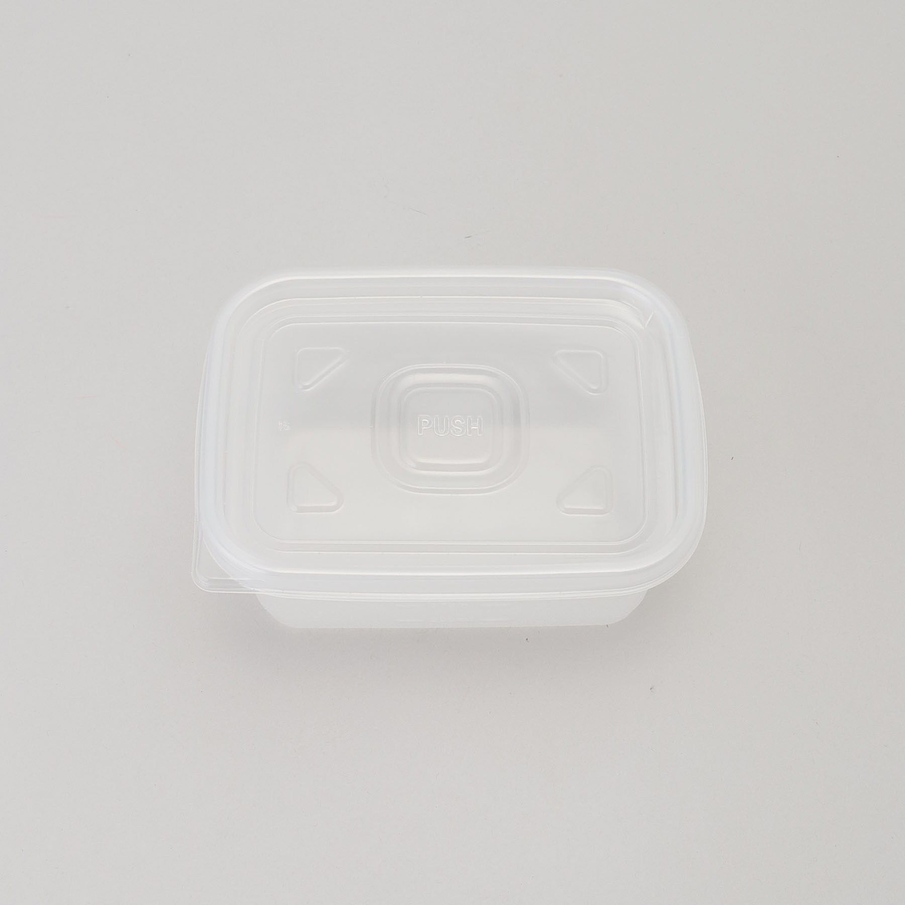 212 KITCHEN STORE「水も匂いも漏れない保存容器ギュッと密閉くん 750ml&times;3個」|食器・キッチングッズ|
