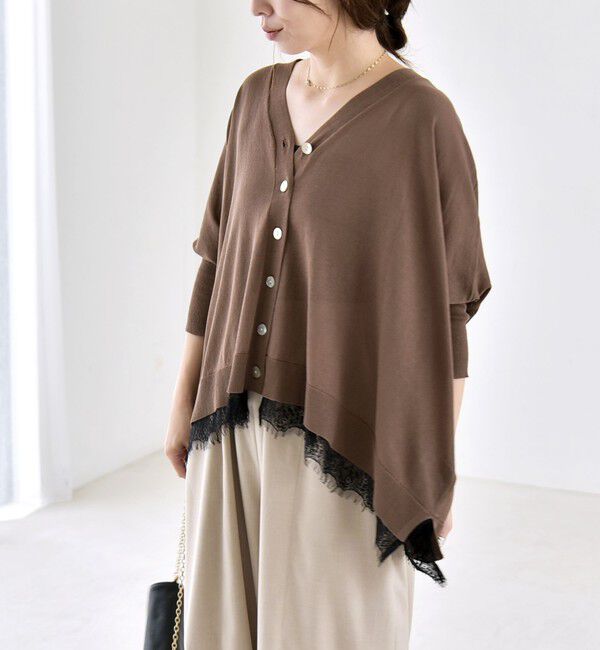 quaranciel「《予約》quaranciel:〈手洗い可能〉レース ヘム Vネック ポンチョ ニット カーディガン」|カーディガン|