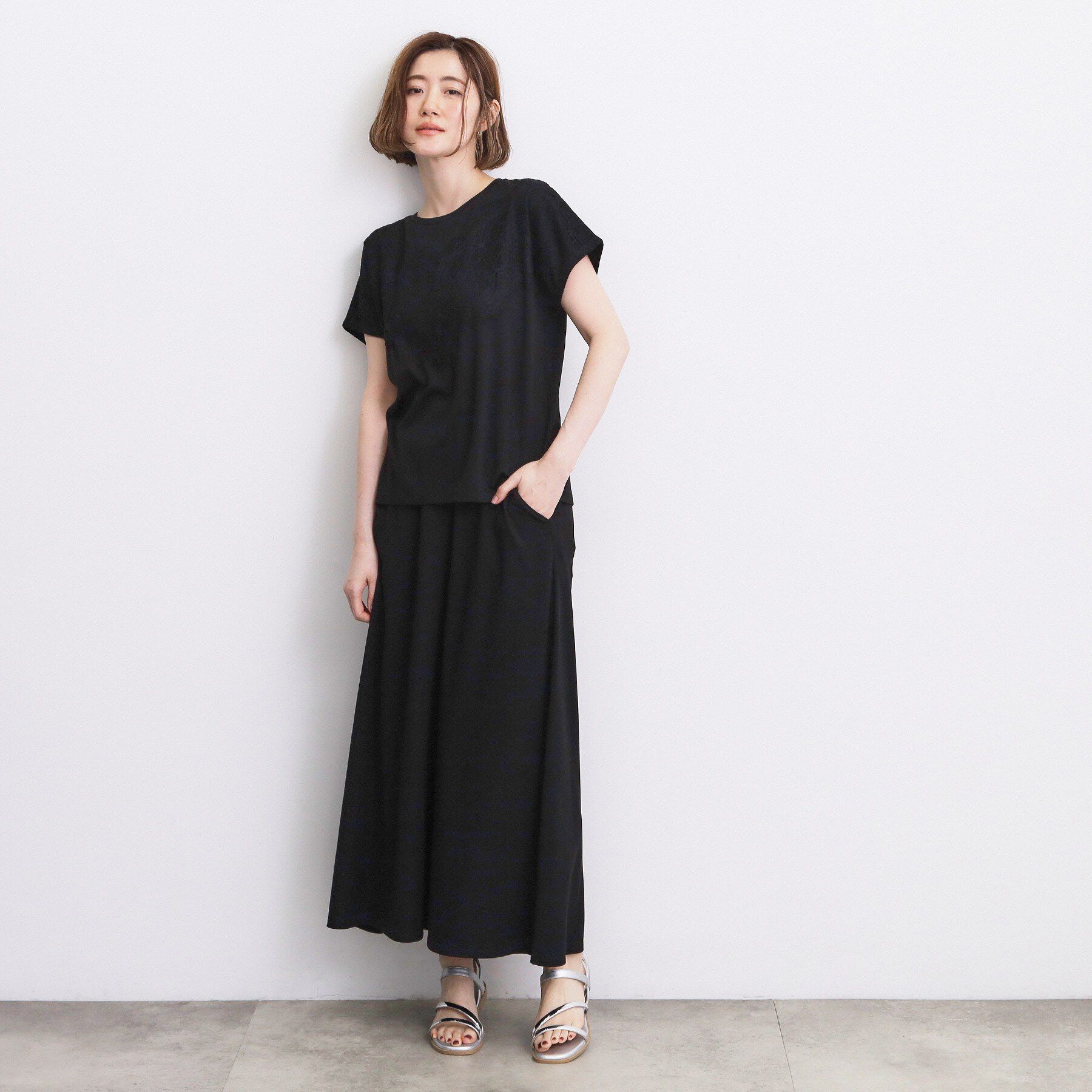 grove「【持続冷感】ひんやりポンチシリーズ／フロントレースドルマンカットソー」|Tシャツ・カットソー|
