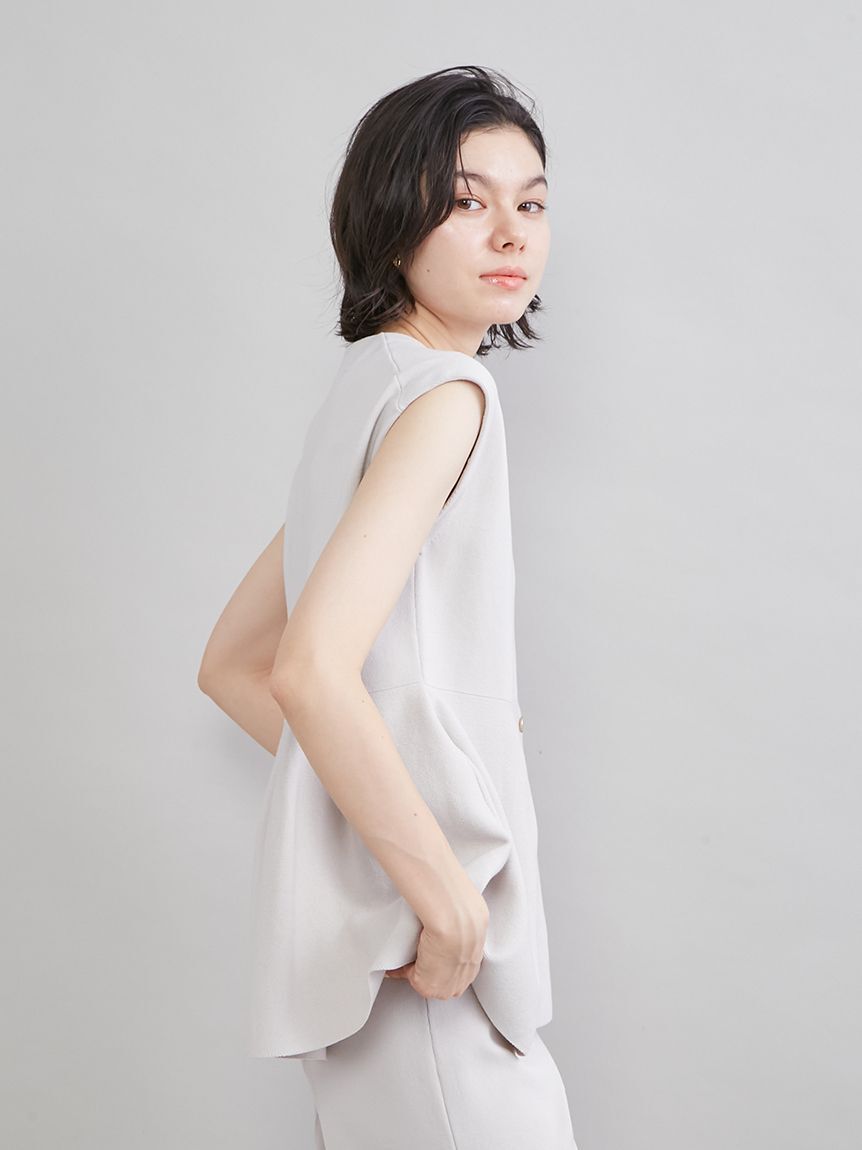 Mila Owen「ペプラムデザインＶネックベスト」|ニット・セーター|
