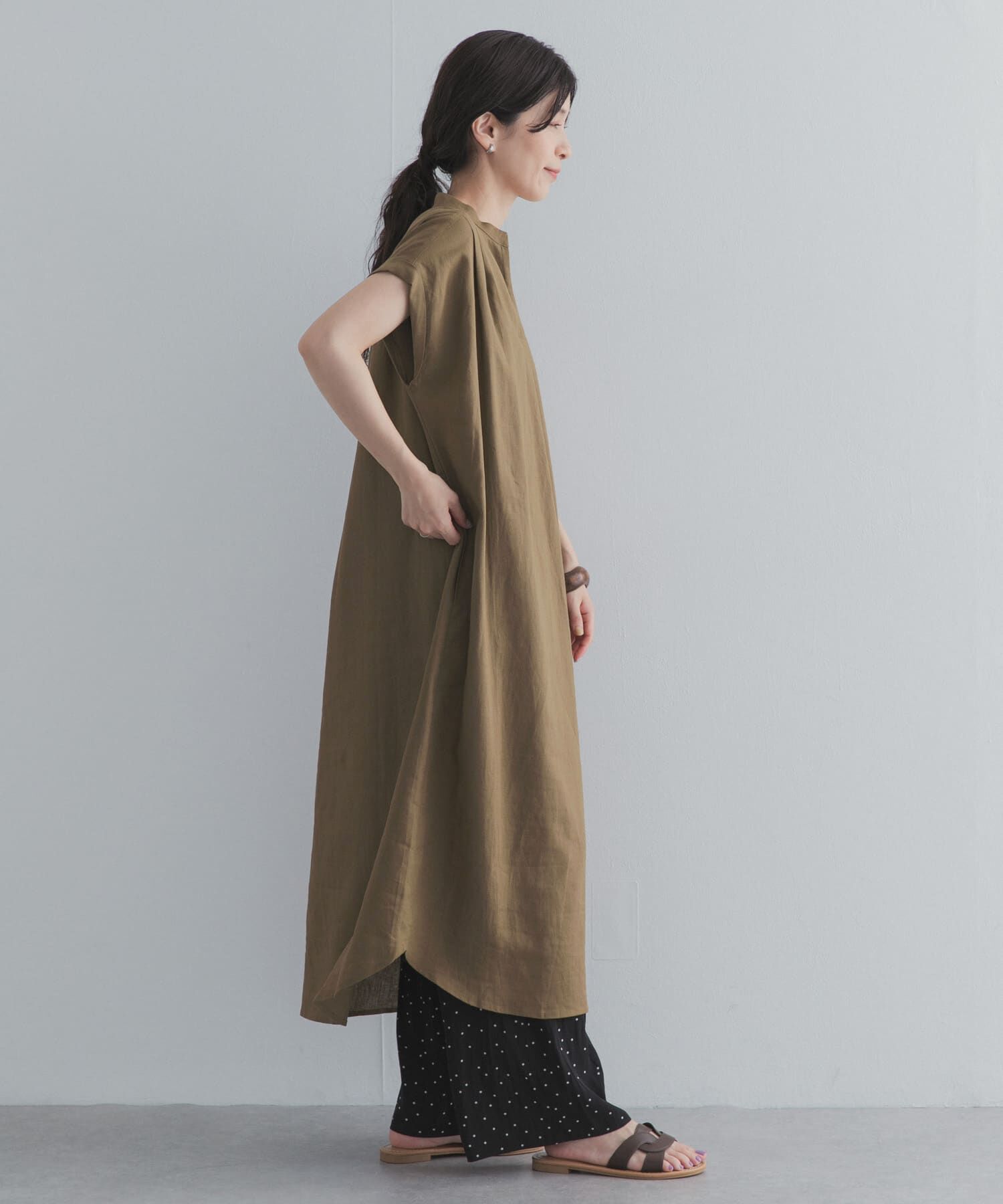 URBAN RESEARCH DOORS「リネンレーヨンスキッパーフレンチワンピース」|ワンピース|