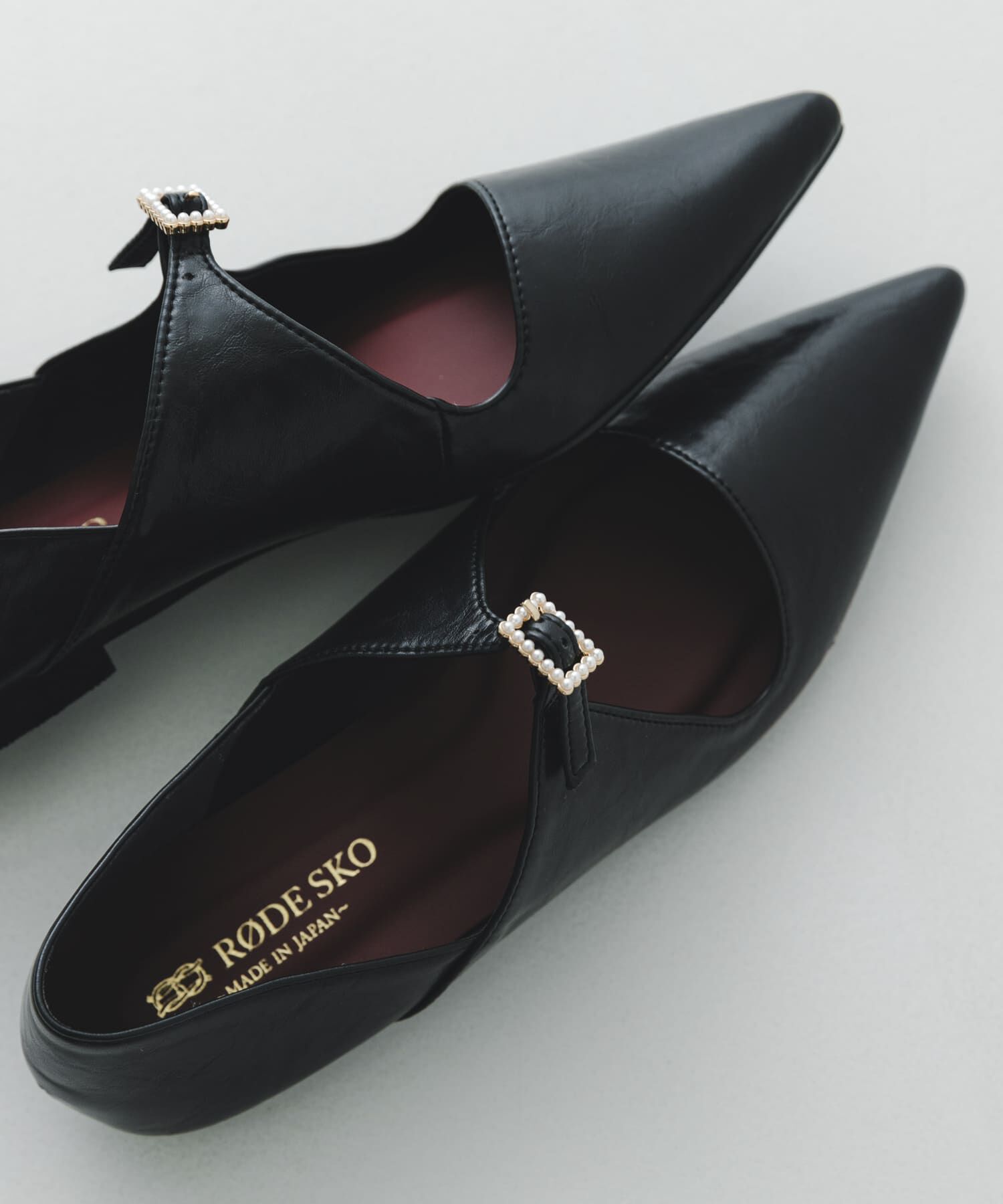 RODE SKO「『MADE IN JAPAN』 パールポインテッドパンプス」|パンプス|