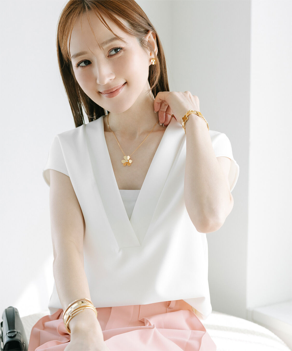 ur's「【星玲奈さんコラボアイテム】Ｖネックポンチノースリーブトップス」|タンクトップ|ホワイト