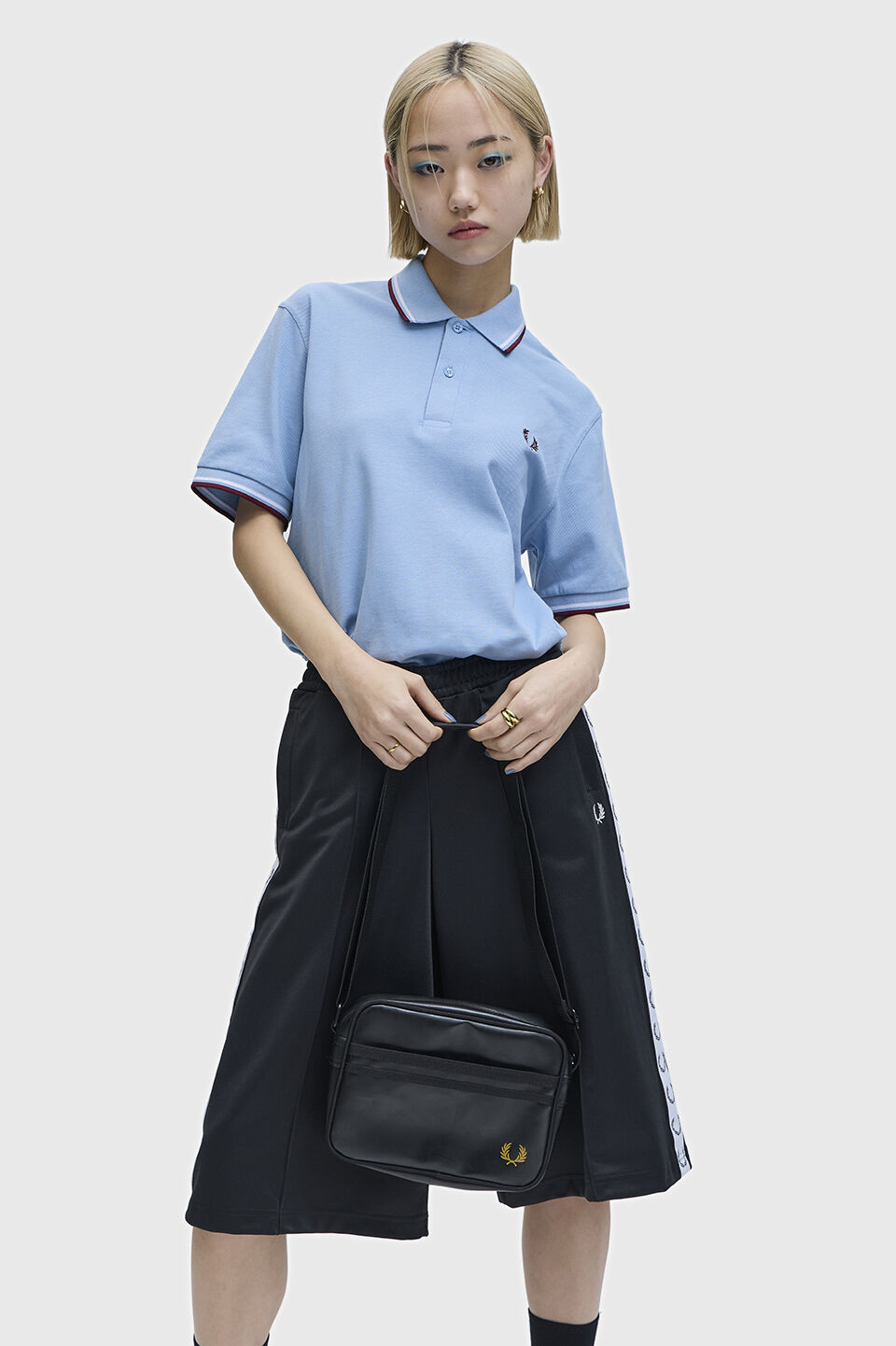 FRED PERRY 「Tonal Classic Mini Shoulder Bag／トーナルクラシックミニショルダーバッグ」|ショルダー・メッセンジャー|