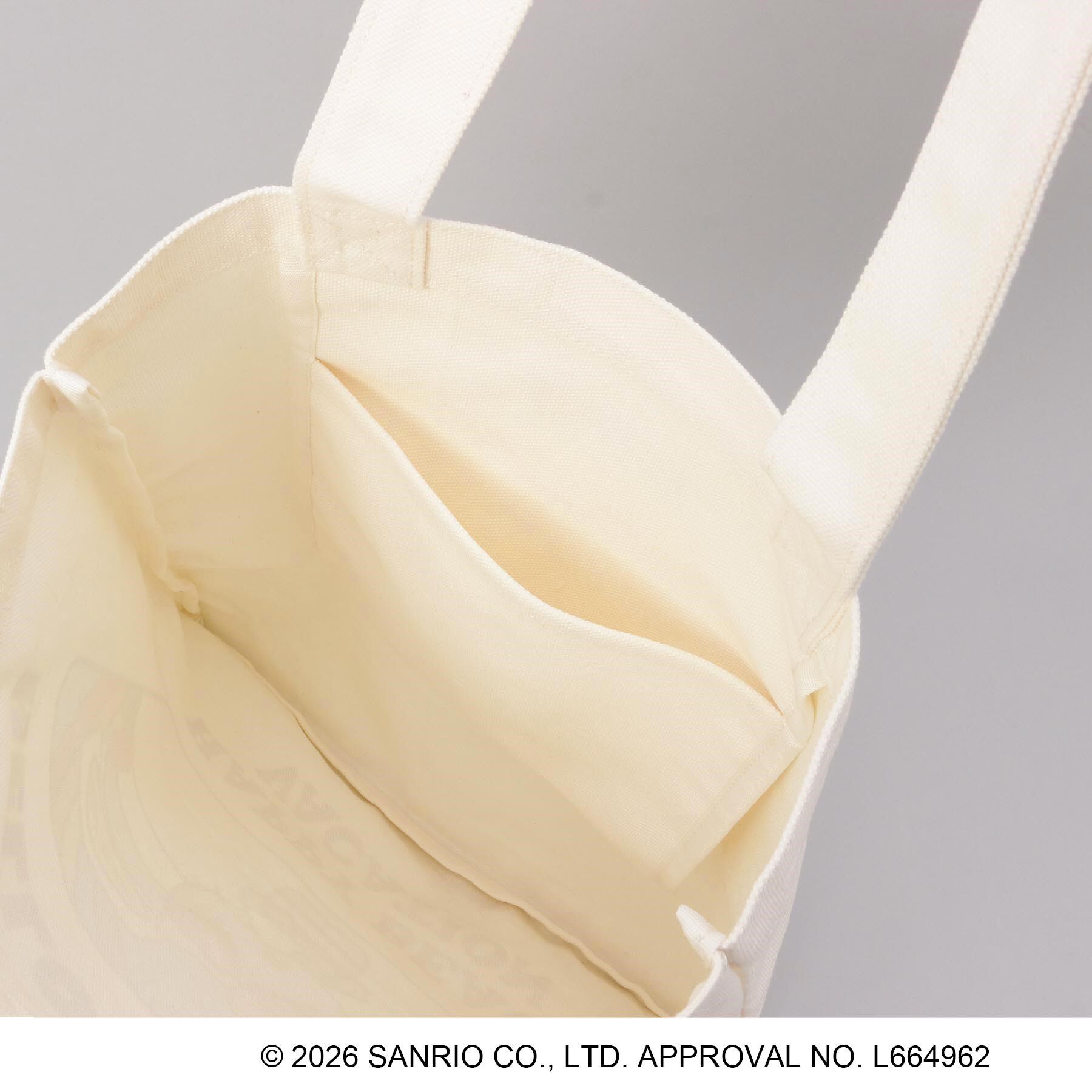 212 KITCHEN STORE「日焼けハローキティ A4トートバッグ IV」|その他|