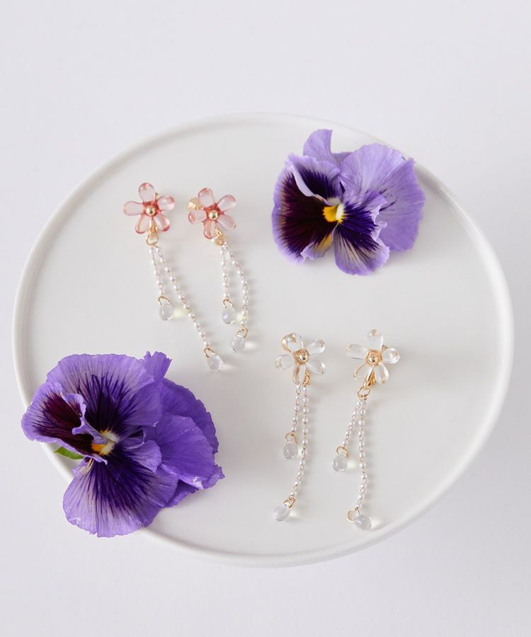 Maison de FLEUR「クリアフラワーイヤリング」|イヤリング|