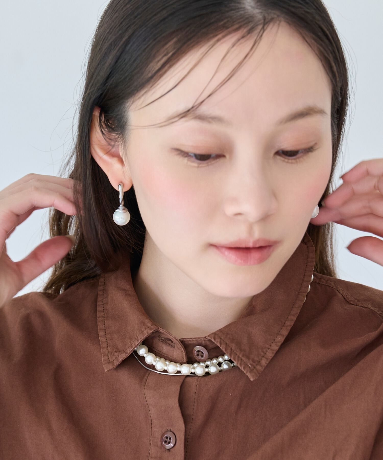 Phoebe「≪雑誌掲載≫【金属アレルギー対応】リップルパールフープピアス　シルバー/ステンレス」|ピアス|