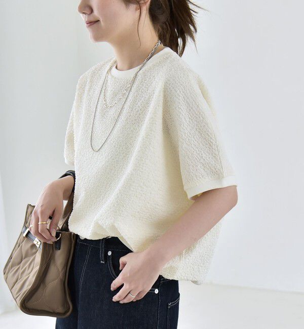 quaranciel「《予約》quaranciel:〈洗濯機可能〉カットジャカード ルーズ フレンチスリーブ プルオーバー」|Tシャツ・カットソー|