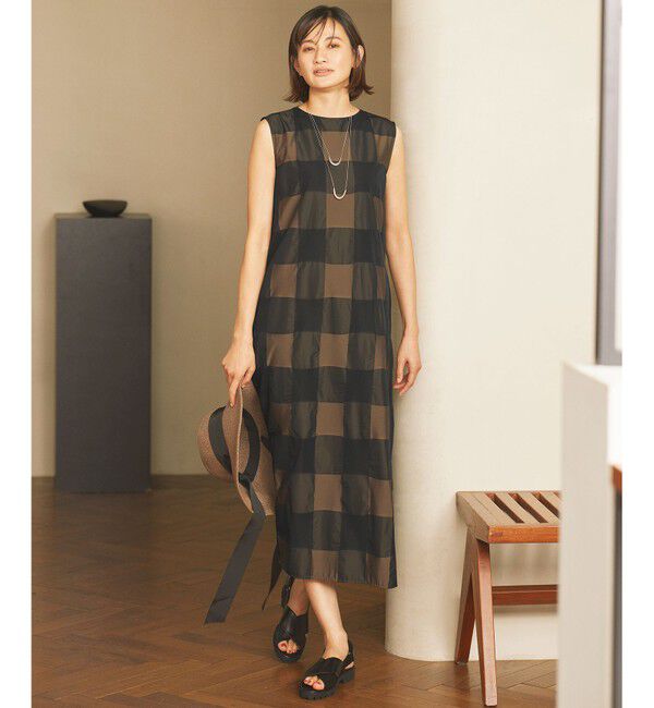 自由区「【再入荷・昨年ご好評・軽い・美シルエットAライン】ブロンズチェックジャガード ワンピース」|ワンピース|