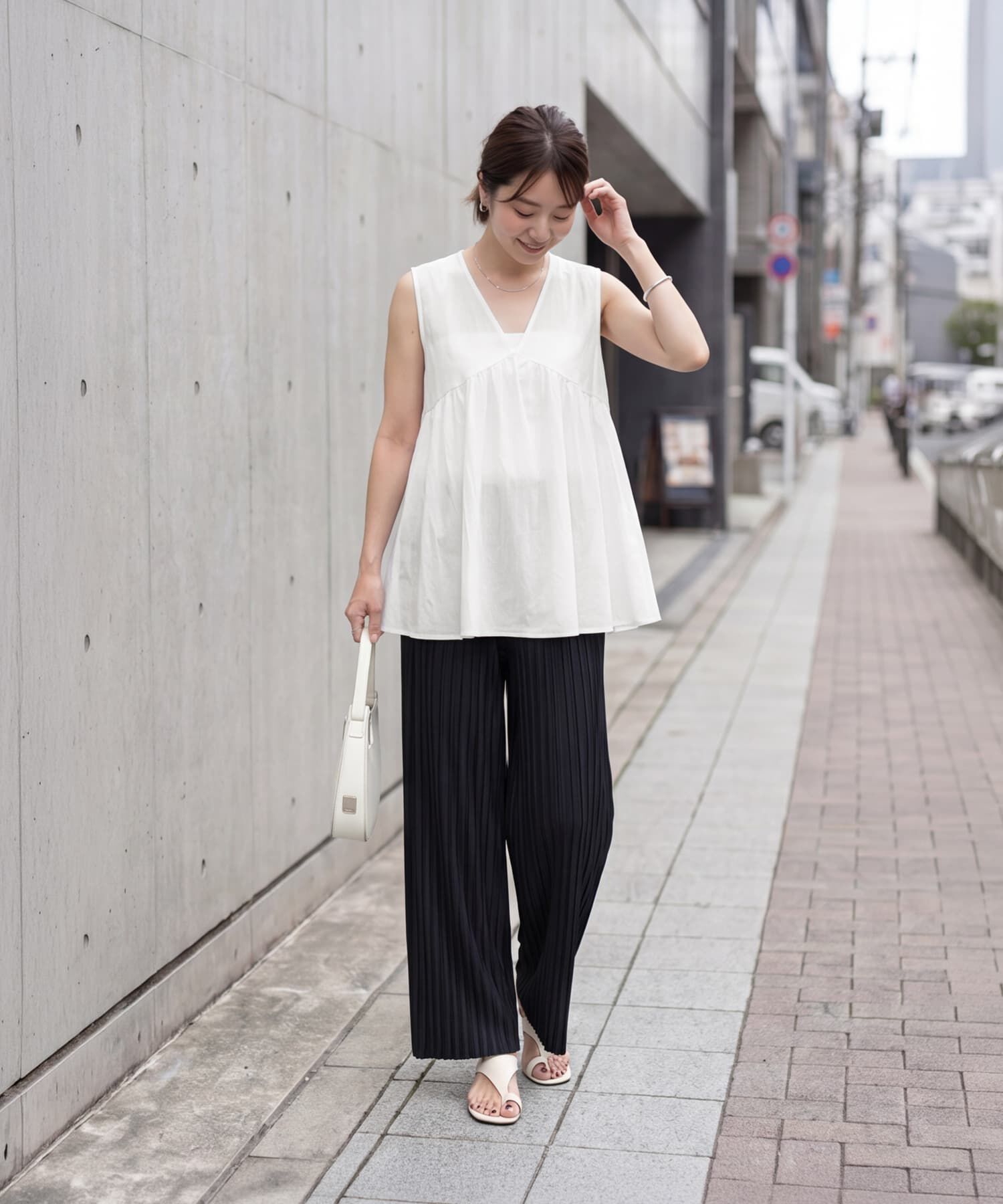 STYLE DELI「質感加工Vネックギャザーブラウス」|シャツ・ブラウス|