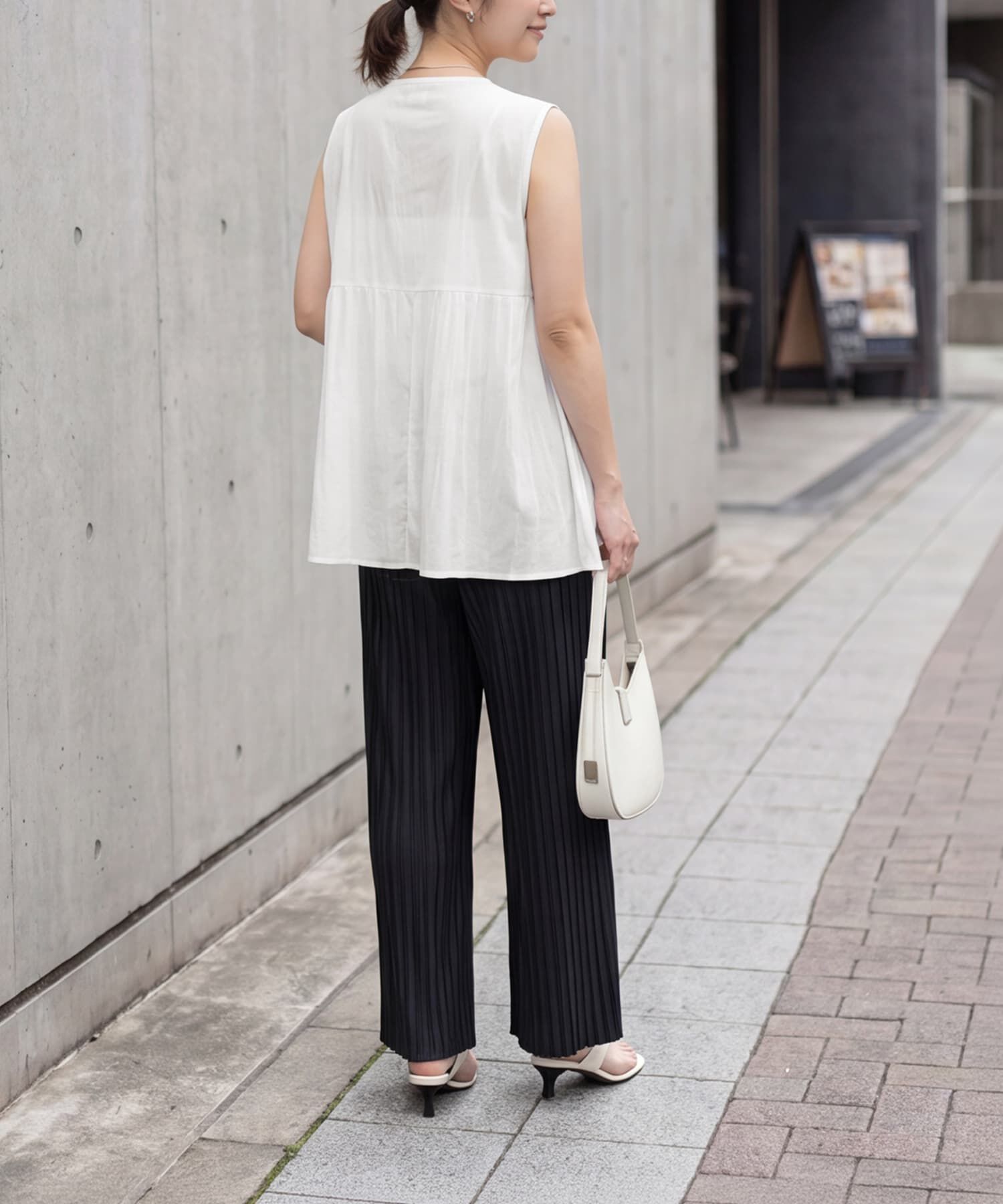 STYLE DELI「質感加工Vネックギャザーブラウス」|シャツ・ブラウス|