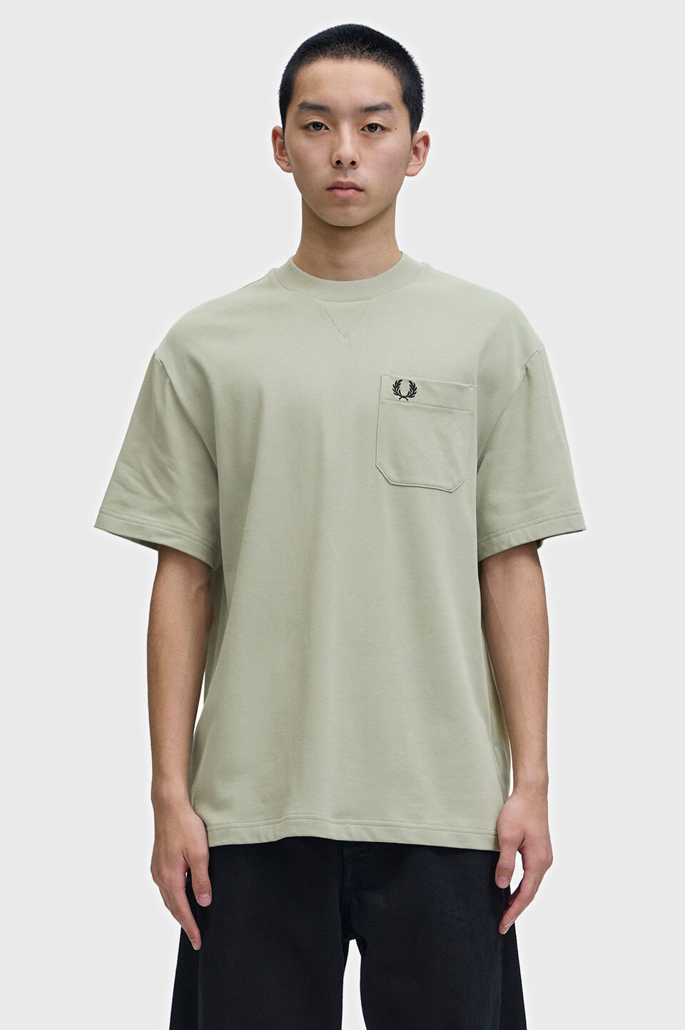 FRED PERRY 「Pocket Detail T-Shirt／ポケットディテールTシャツ」|Tシャツ・カットソー|