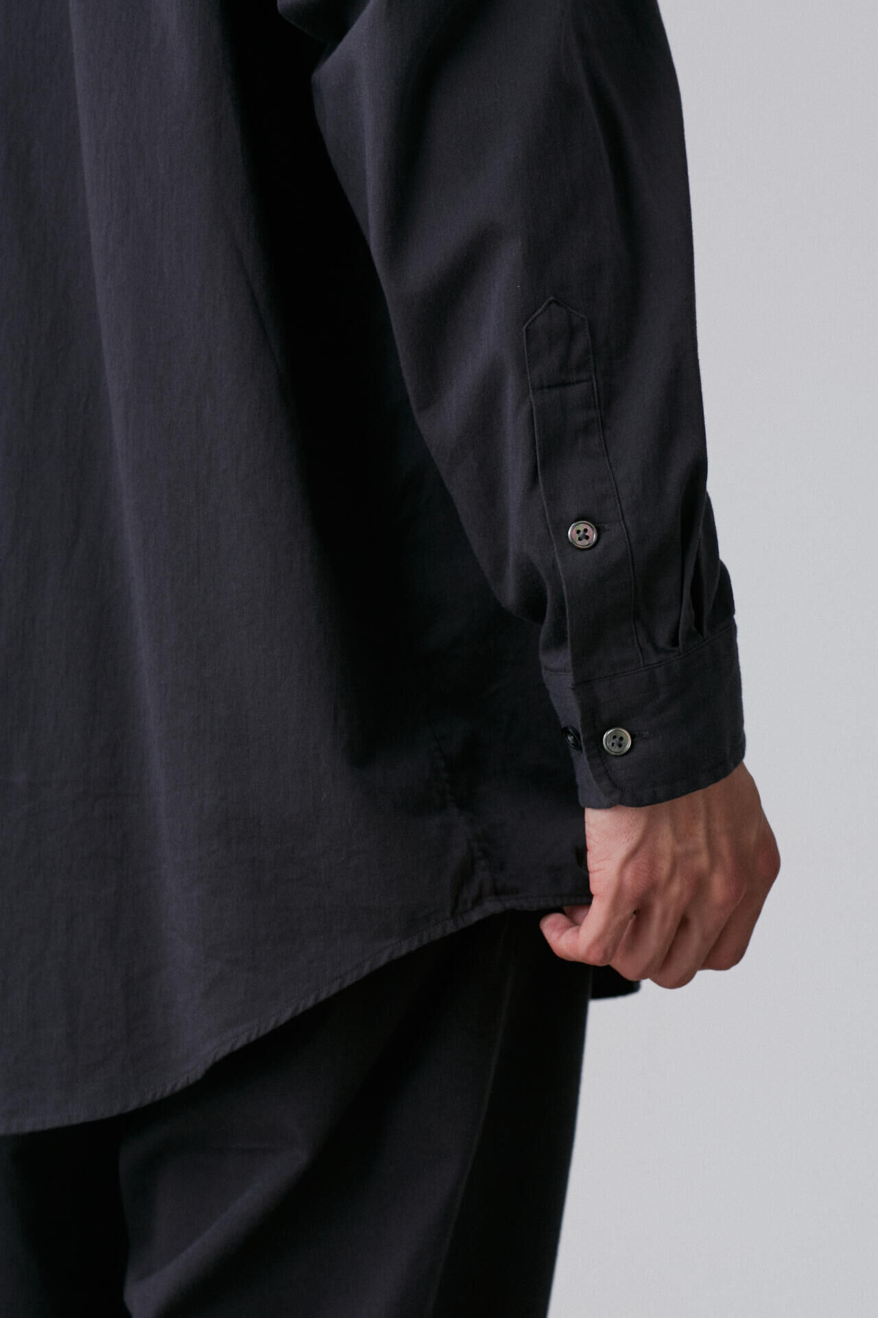 YLEVE 「Ｙ / ORGANIC COTTON WASHER SATIN SHIRT」|シャツ・ブラウス|