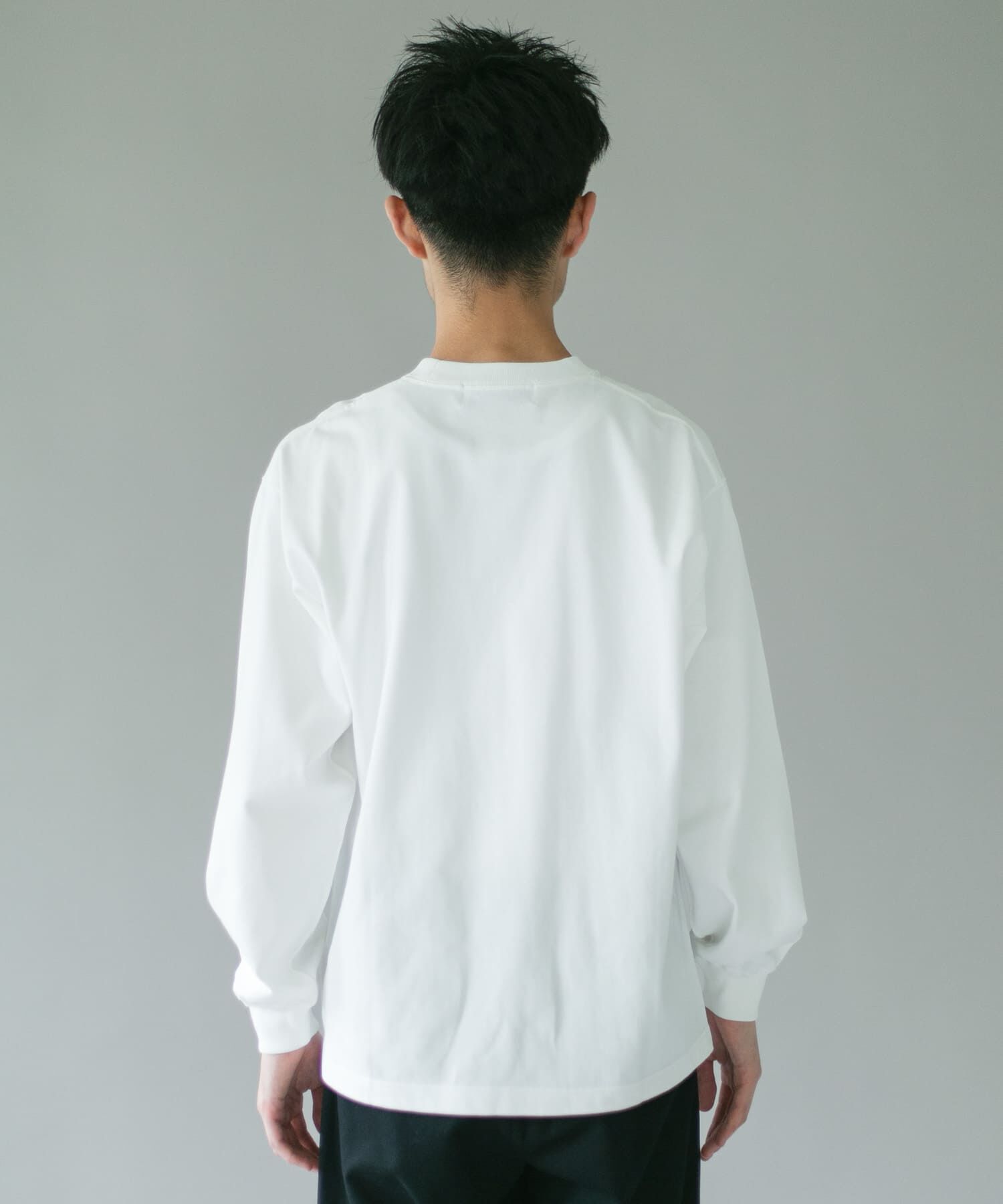 URBAN RESEARCH DOORS「10.5オンス ヘビーウェイトロングスリーブ Tシャツ」|Tシャツ・カットソー|