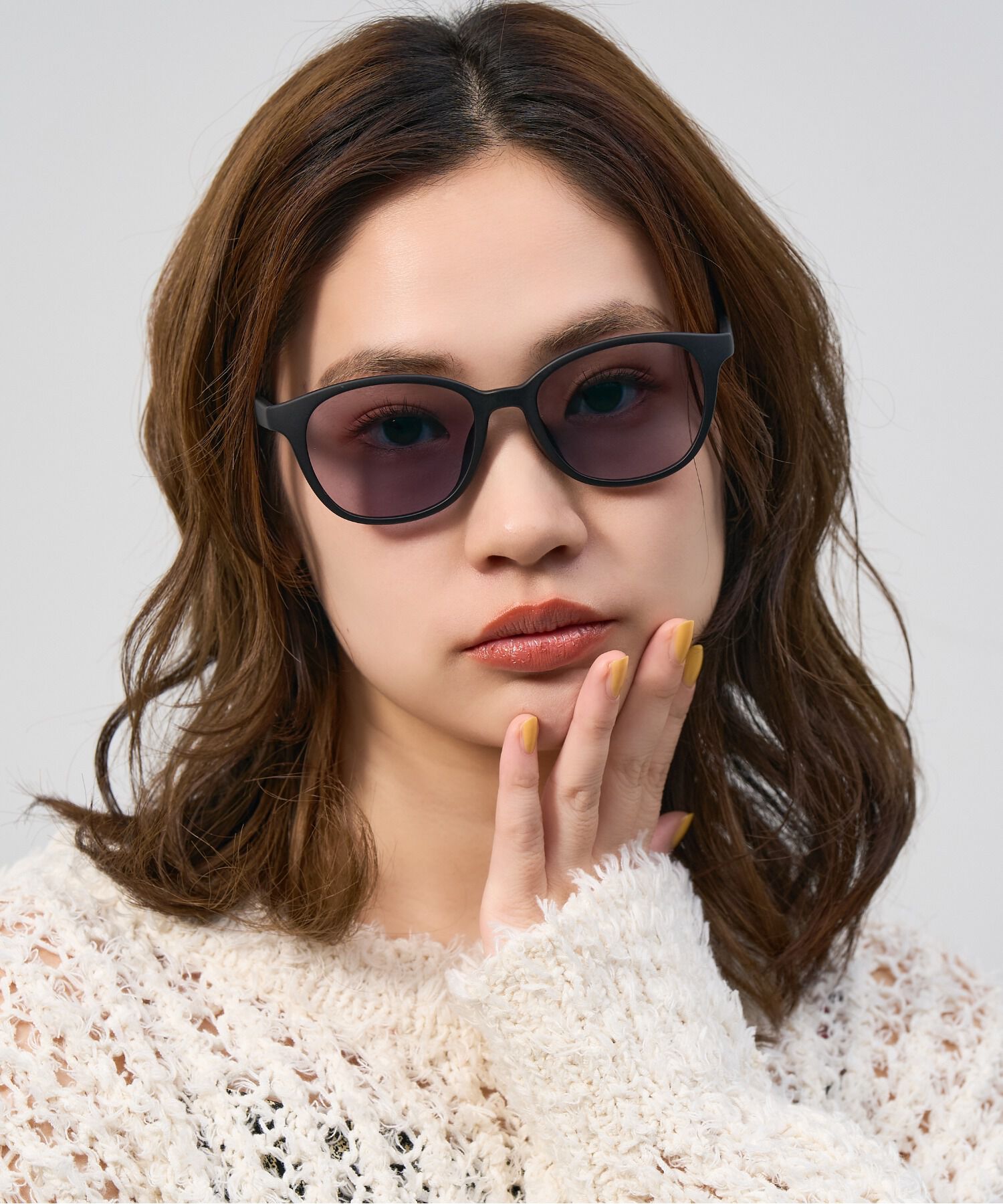WEB限定】ウェリントン型 調光 サングラス レンズの色が変わる