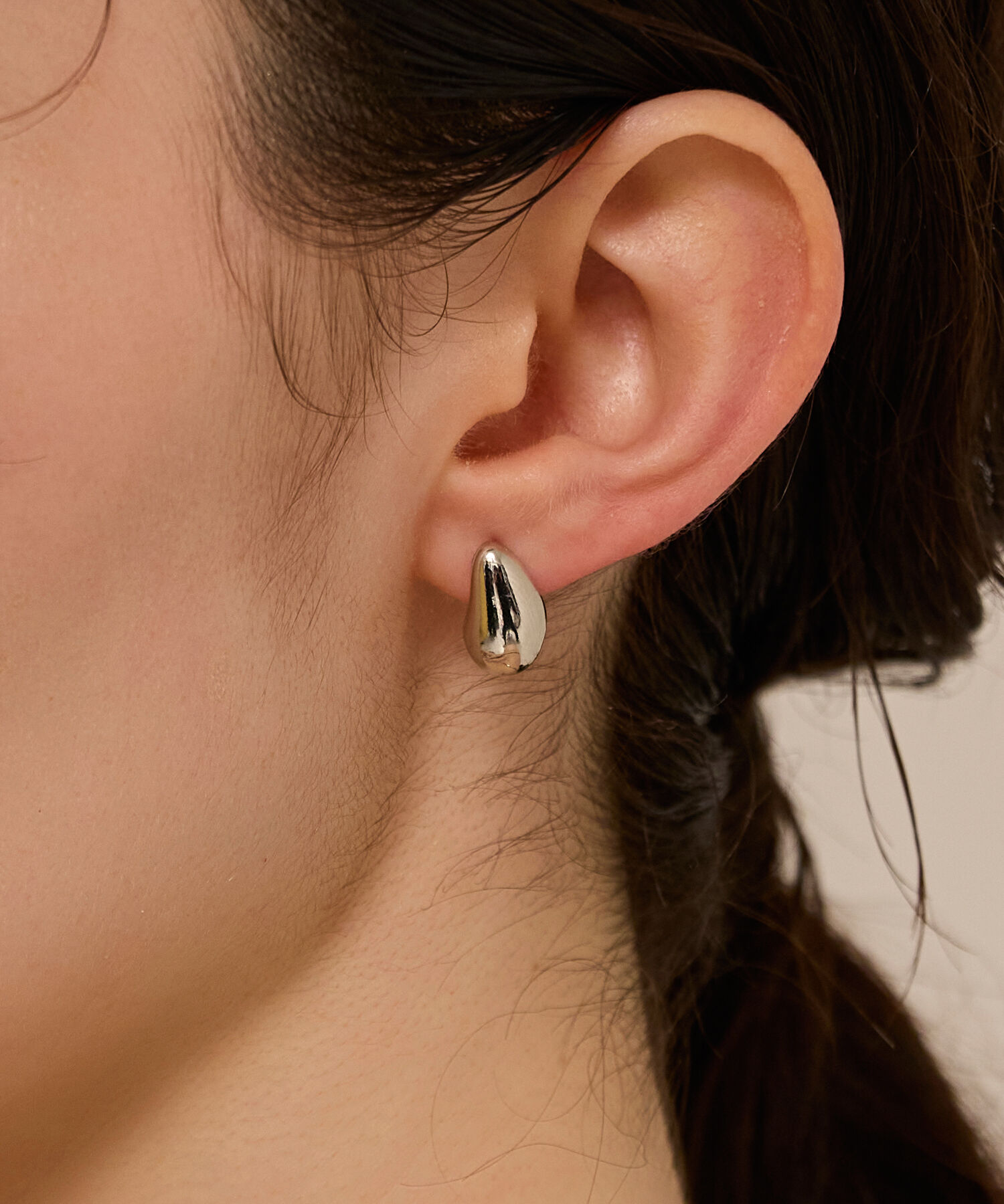 Phoebe「【金属アレルギー対応】パフメタルピアス　シルバー/ニッケルフリー」|ピアス|