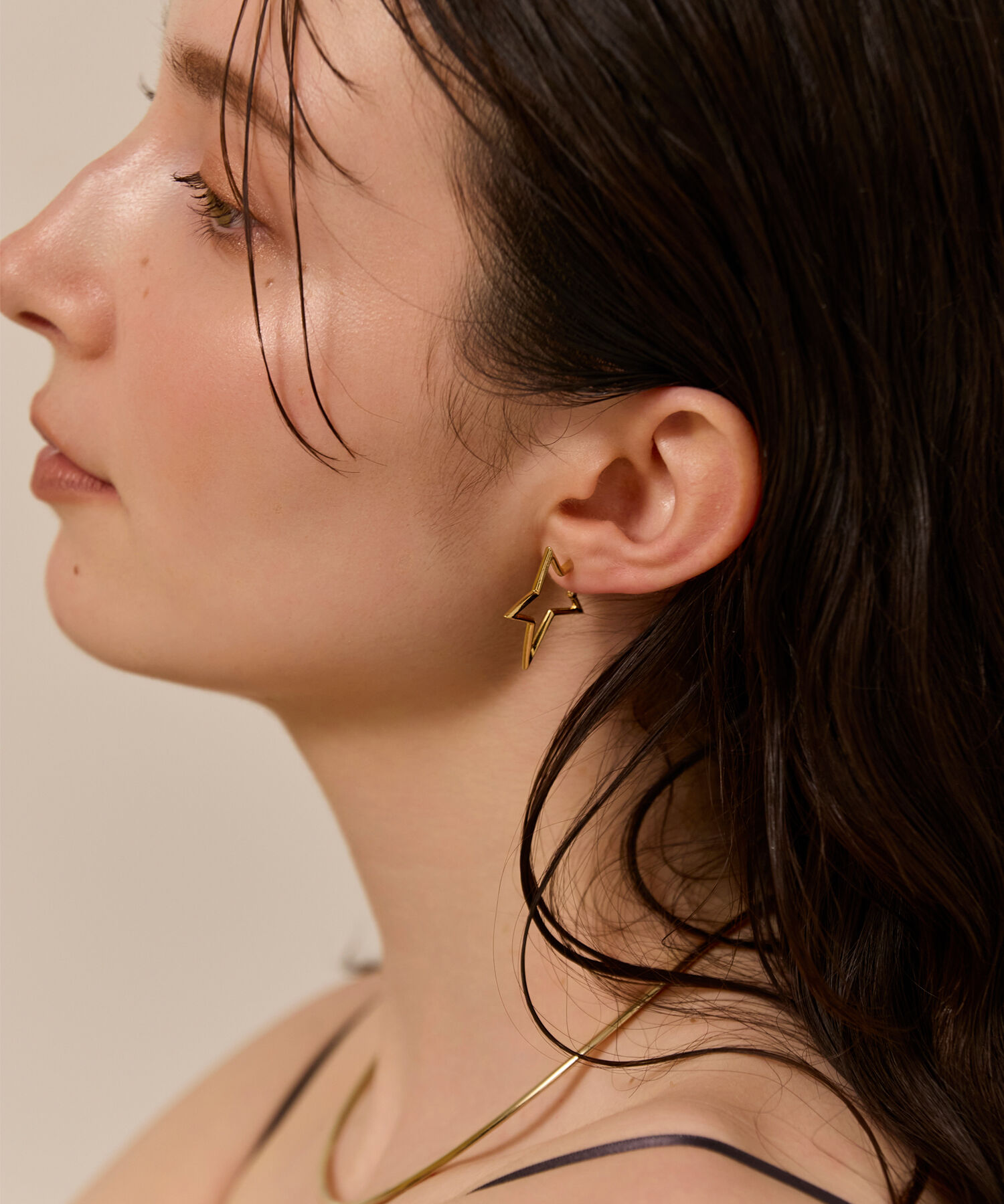 Phoebe「【金属アレルギー対応】スターフープピアス　ゴールド/ニッケルフリー」|ピアス|