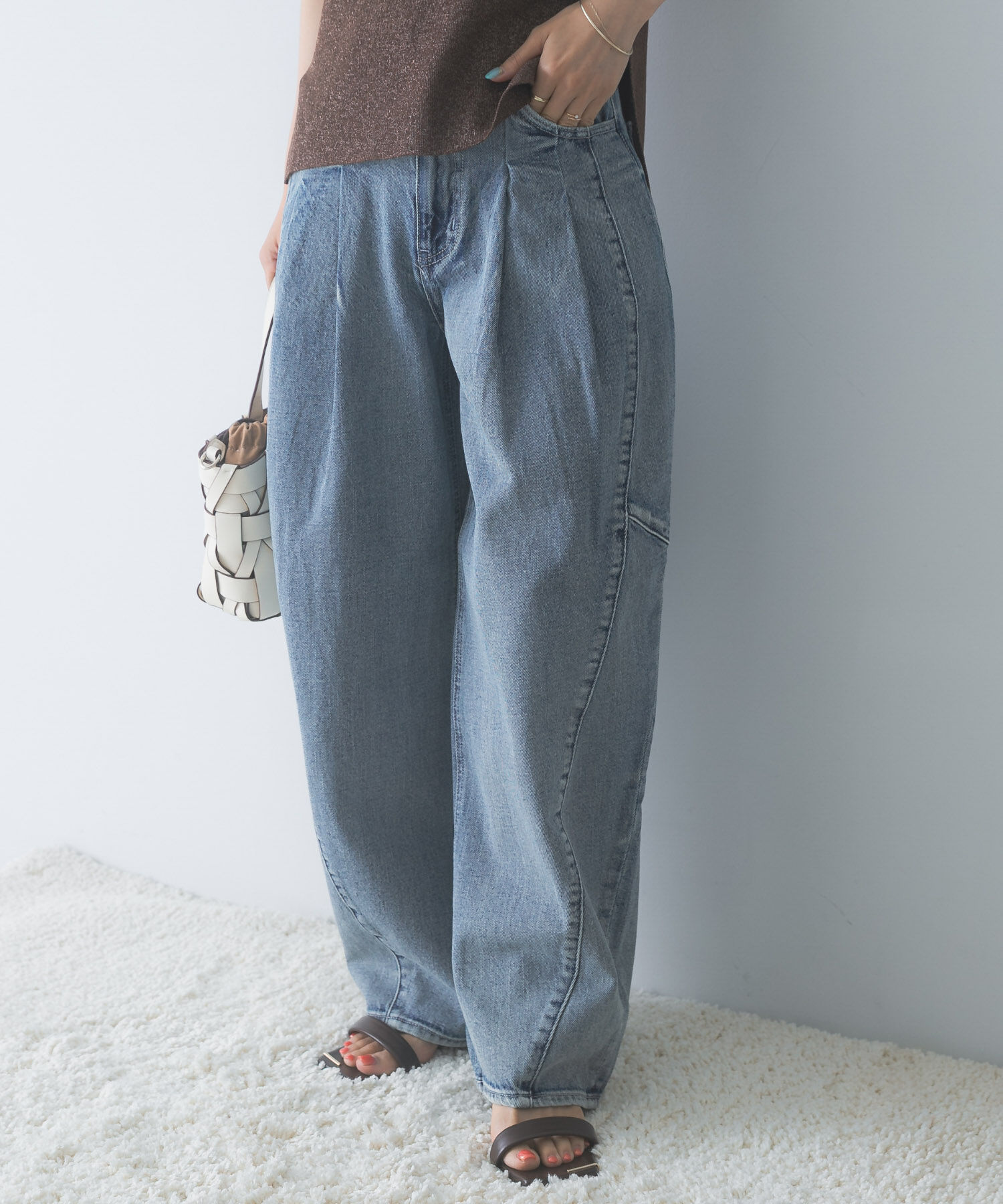 URBAN RESEARCH ROSSO「ELENDEEK　PANEL TUK DENIM WIDE PANTS」|その他|ライトブルー
