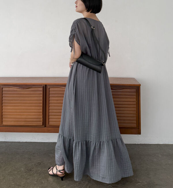 Doux archives「シアーストライプ袖ドロストワンピース」|ワンピース|