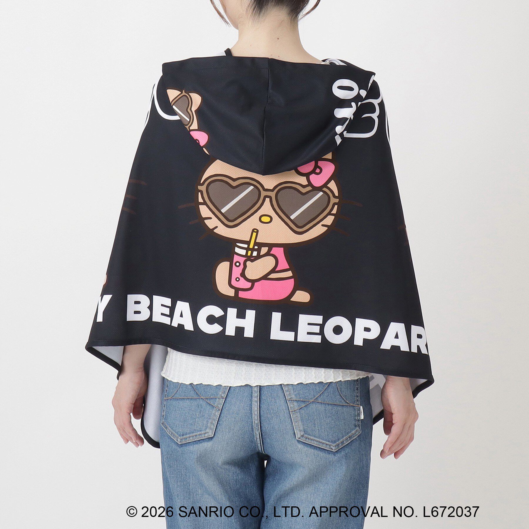 212 KITCHEN STORE「日焼けハローキティ 冷感タオルポンチョ LEOPARD BK」|その他|