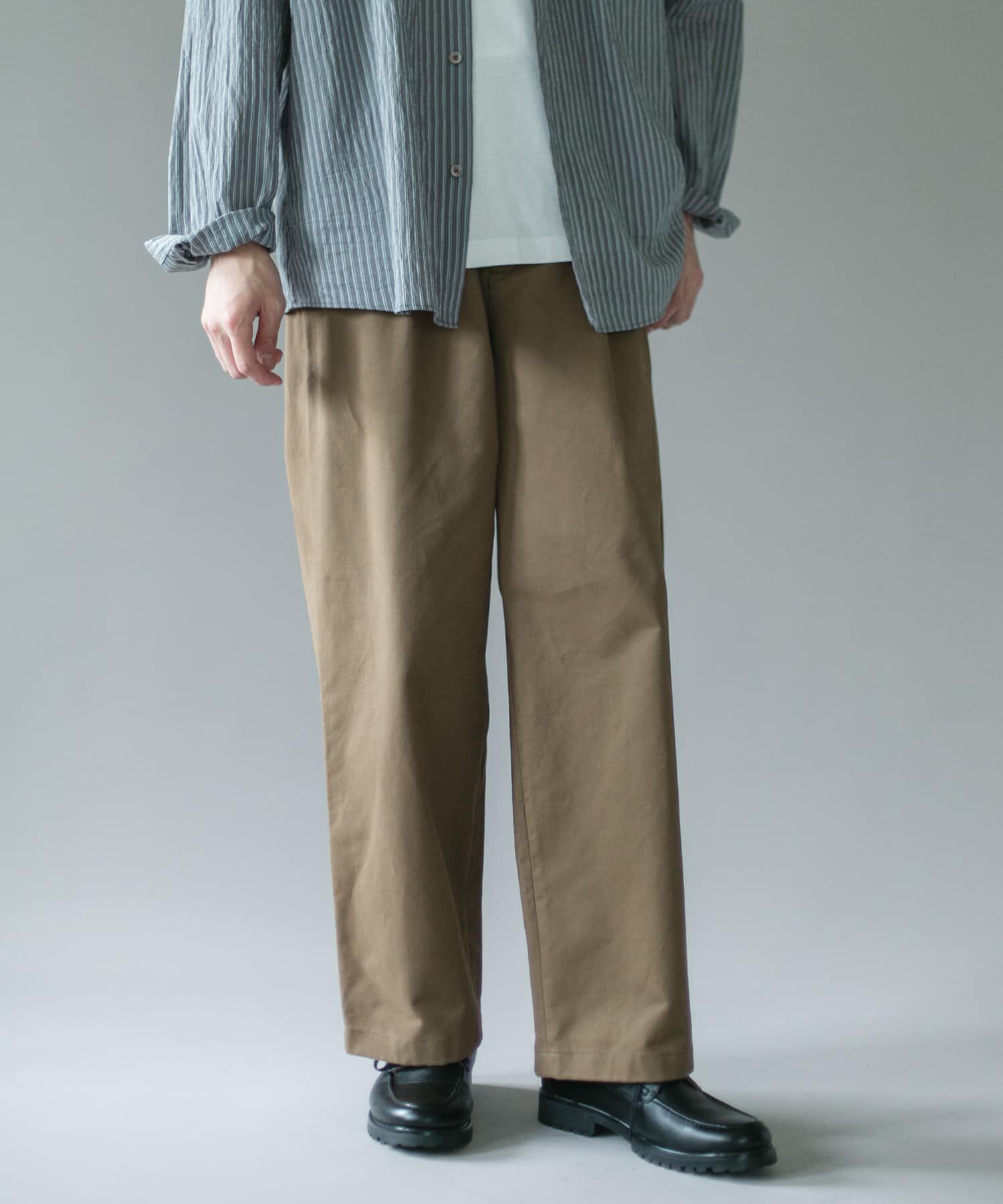 URBAN RESEARCH DOORS「1タックワイドストレートチノパンツ」|その他|ベージュ