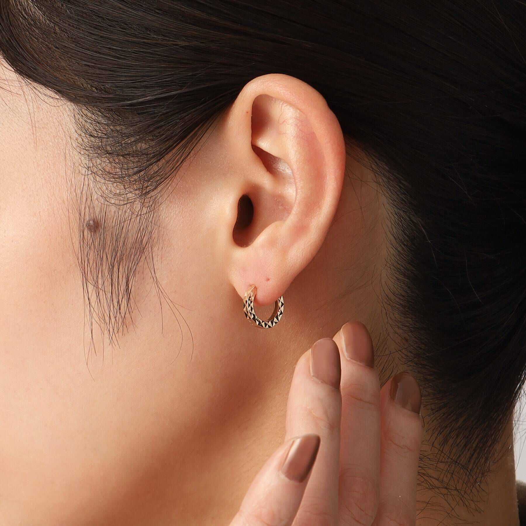 COCOSHNIK「K10ミラーカット中折れ フープピアス」|ピアス|