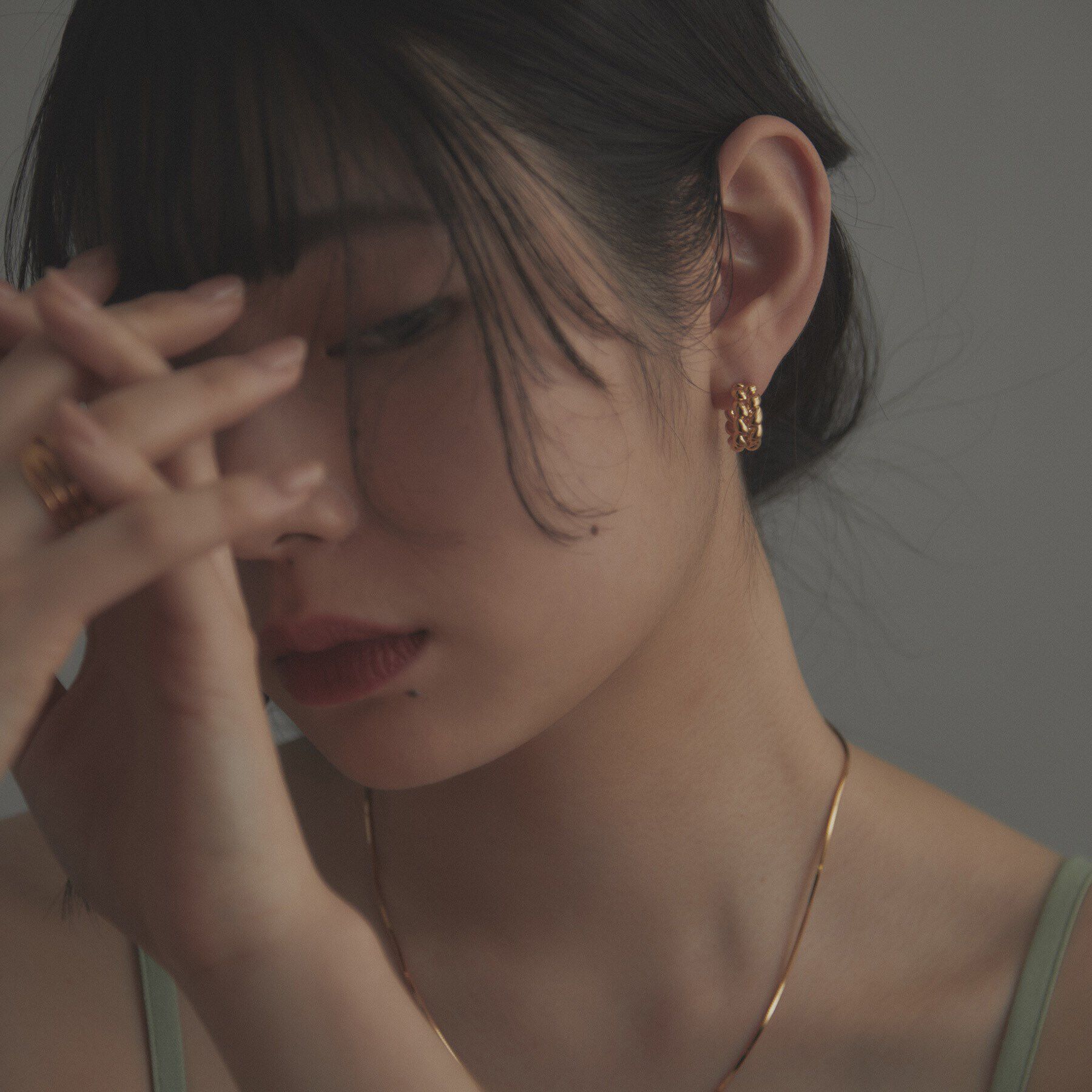 COCOSHNIK ONKITSCH「シルバー ニッティングモチーフ フープピアス GP」|ピアス|