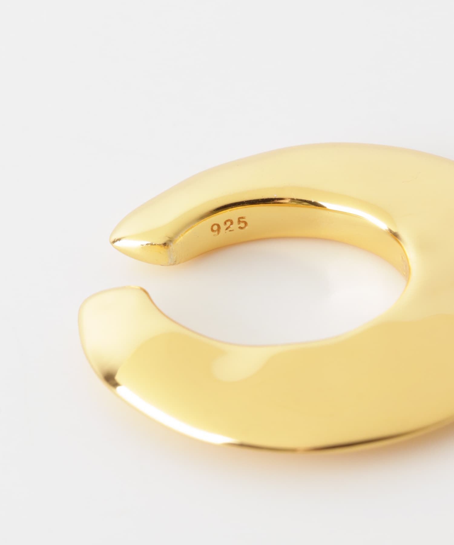 SMELLY「SMELLY so&rsquo;　flat circle earcuff gld」|イヤリング|