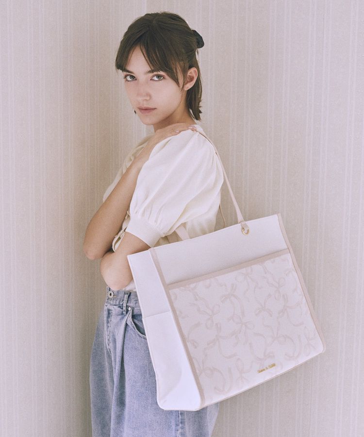Maison de FLEUR「【A4対応】リボンプリントスクエアトートバッグ」|トートバッグ|ピンク