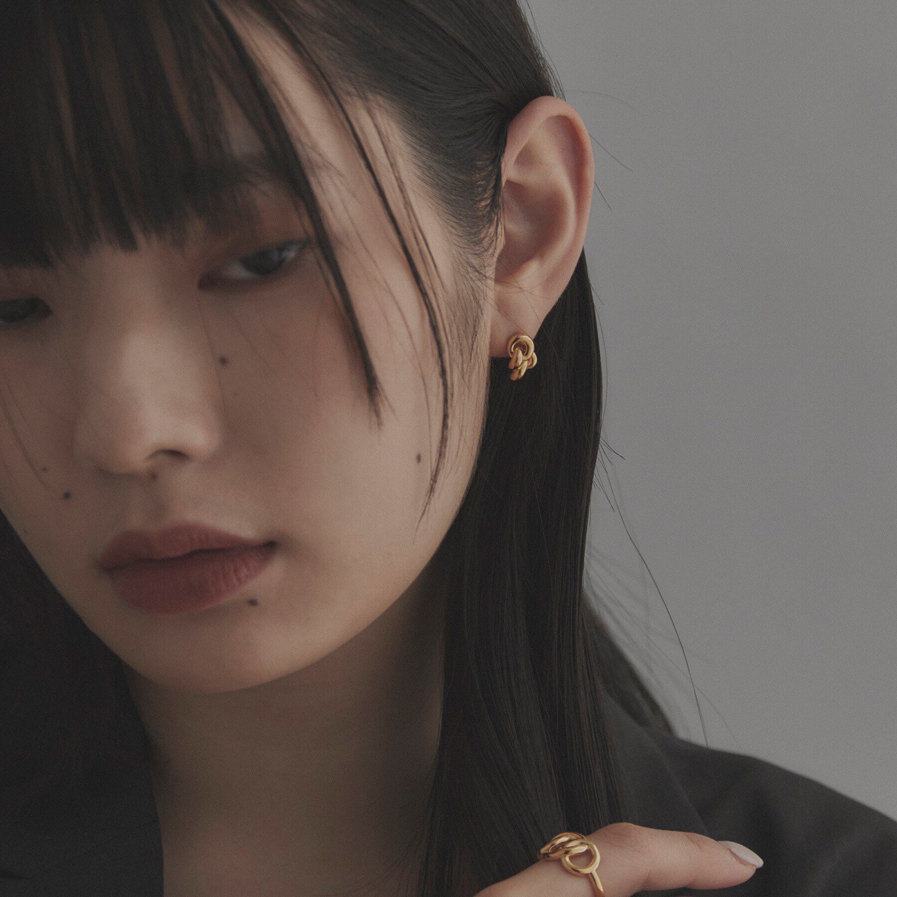 COCOSHNIK ONKITSCH「シルバー ニッティングモチーフ ピアス GP」|ピアス|