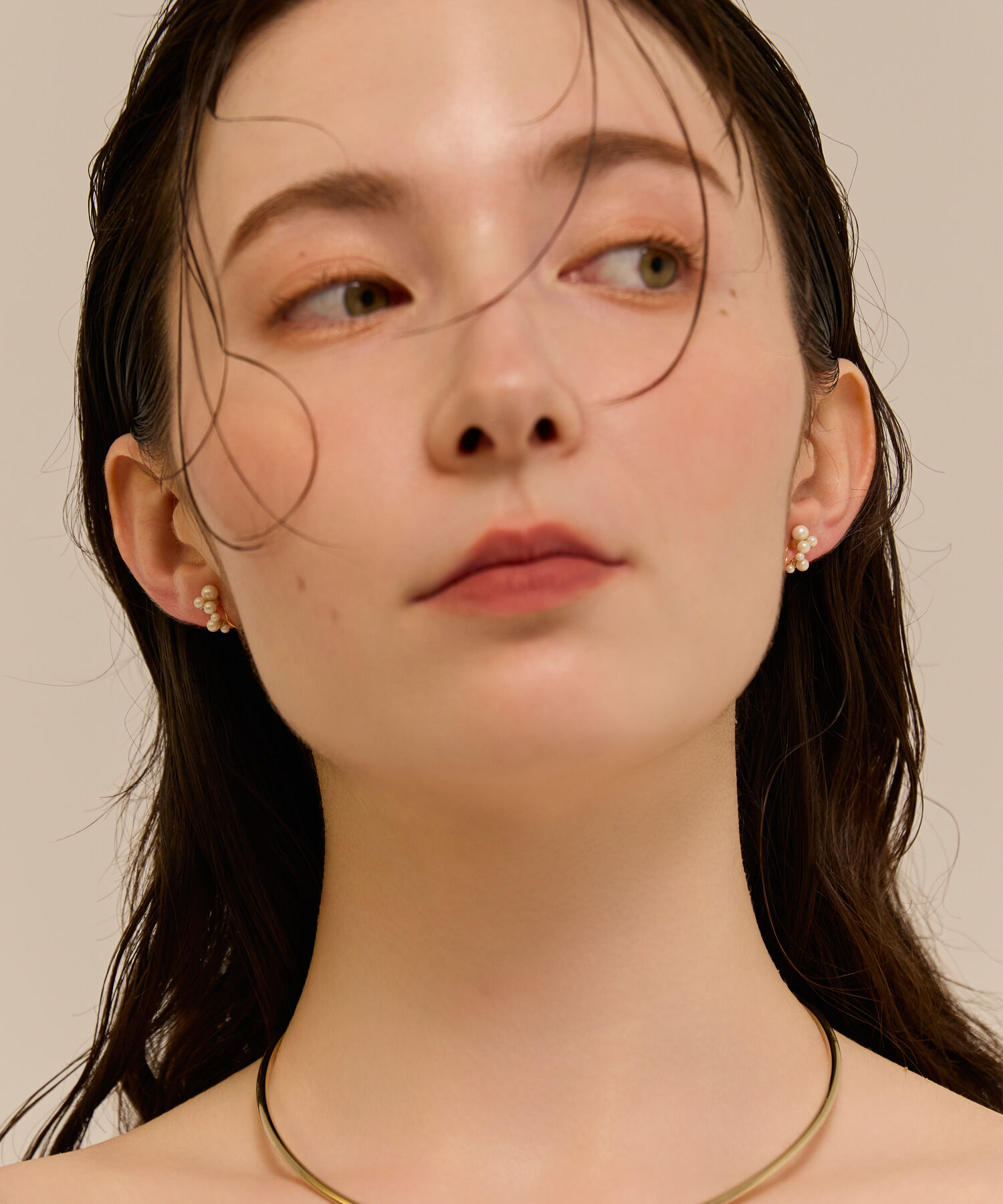 Phoebe「【金属アレルギー対応】2wayグレインパーティクルイヤリング　ホワイト/ニッケルフリー」|イヤリング|