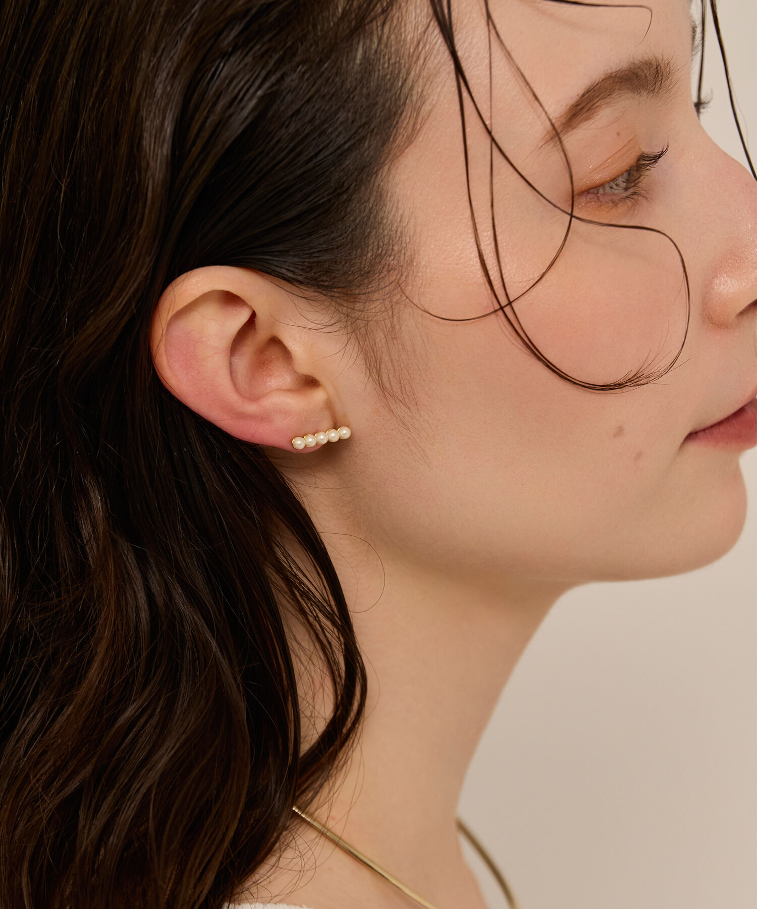 Phoebe「【金属アレルギー対応】ラインパールイヤリング　ゴールド/ニッケルフリー」|イヤリング|