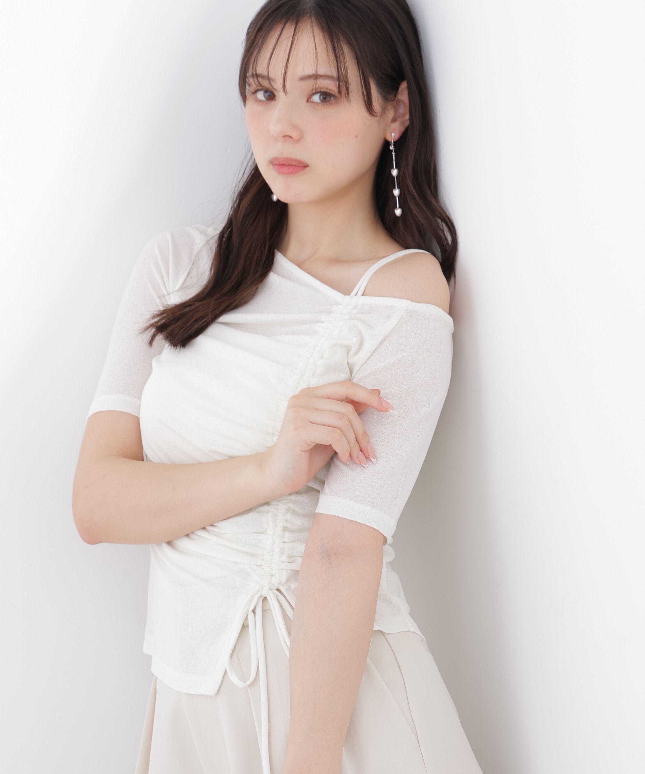PROPORTION BODY DRESSING「〈a/mie〉アシメドロストカットソー26SS」|Tシャツ・カットソー|