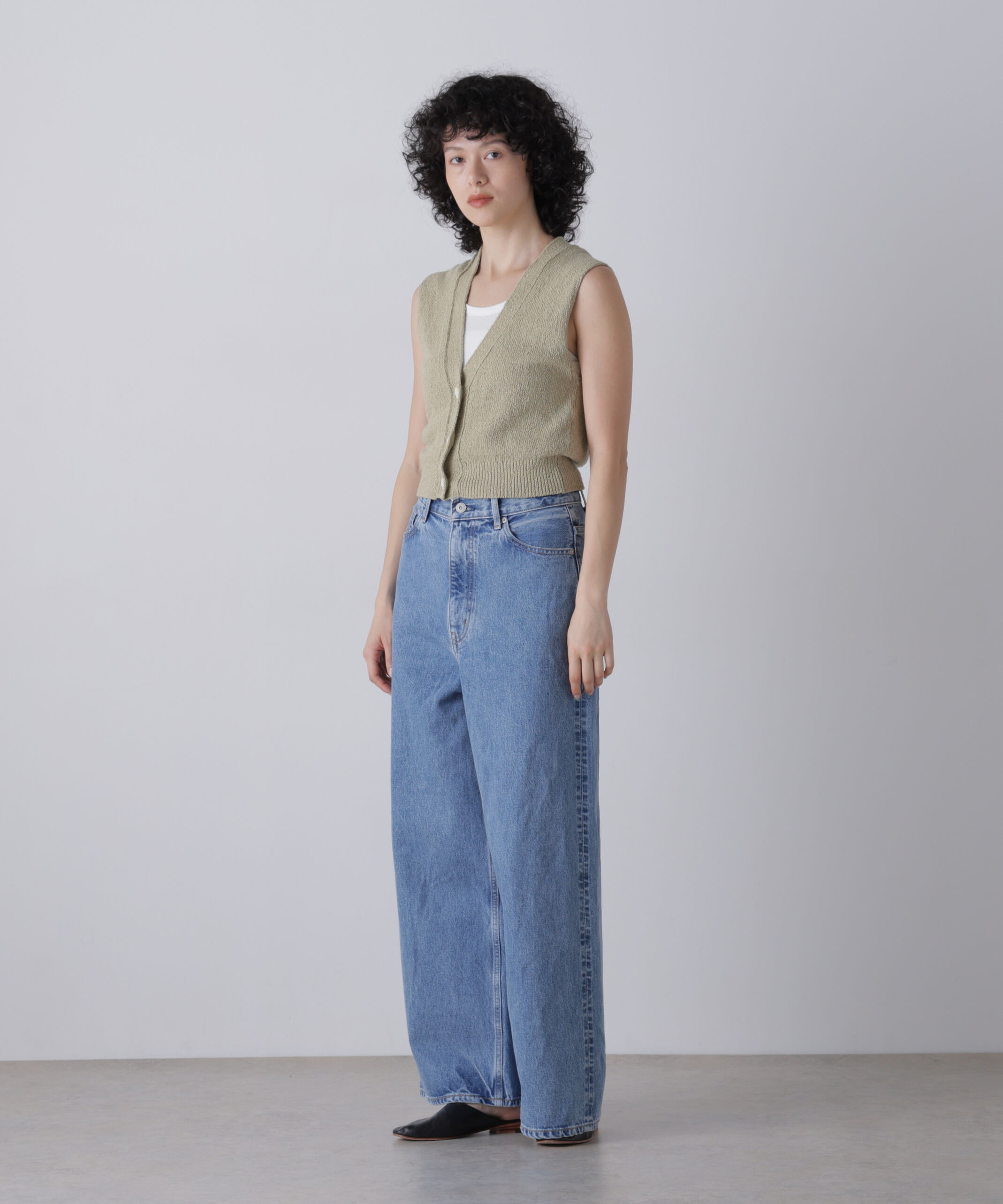 YLEVE 「YLEVE / COTTON BOUCLE KNIT VEST」|ニット・セーター|