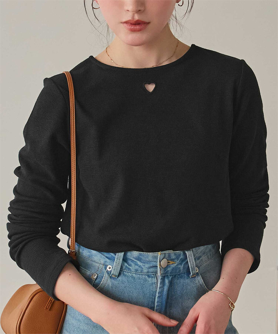 titivate「ハートカット刺繍前後2wayカットソー」|Tシャツ・カットソー|ブラック