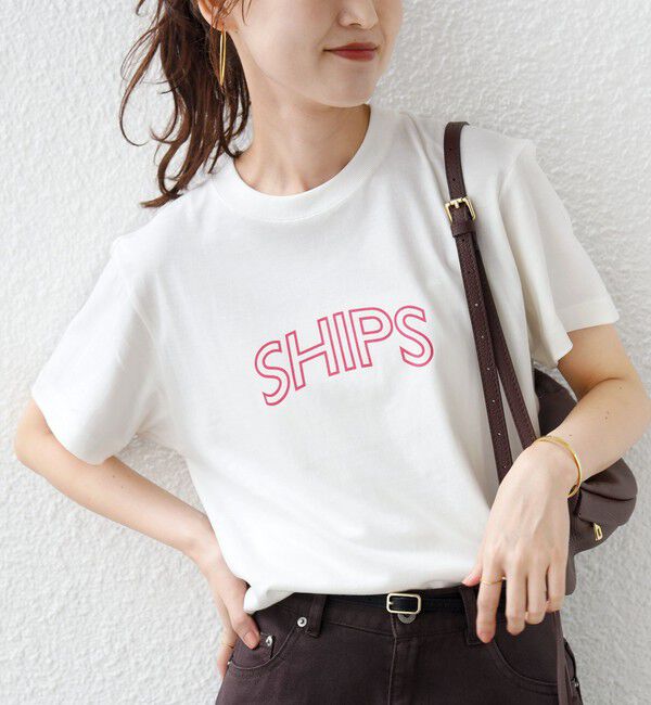 SHIPS for women「【累計販売数8.5万枚突破!!】【WEB限定】 SHIPS ラウンド プリント ロゴ TEE」|Tシャツ・カットソー|ホワイト