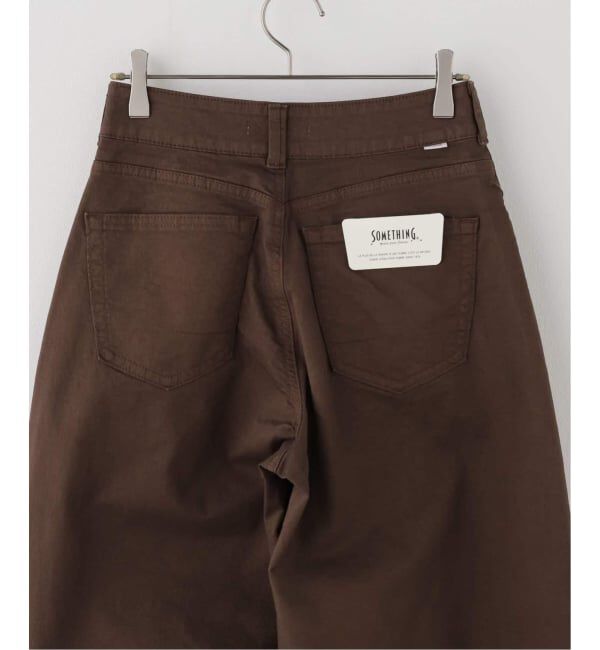 U by SPICK&SPAN「SOMETHING / サムシング HANA TUCK CURVE TAPERED」|チノ|